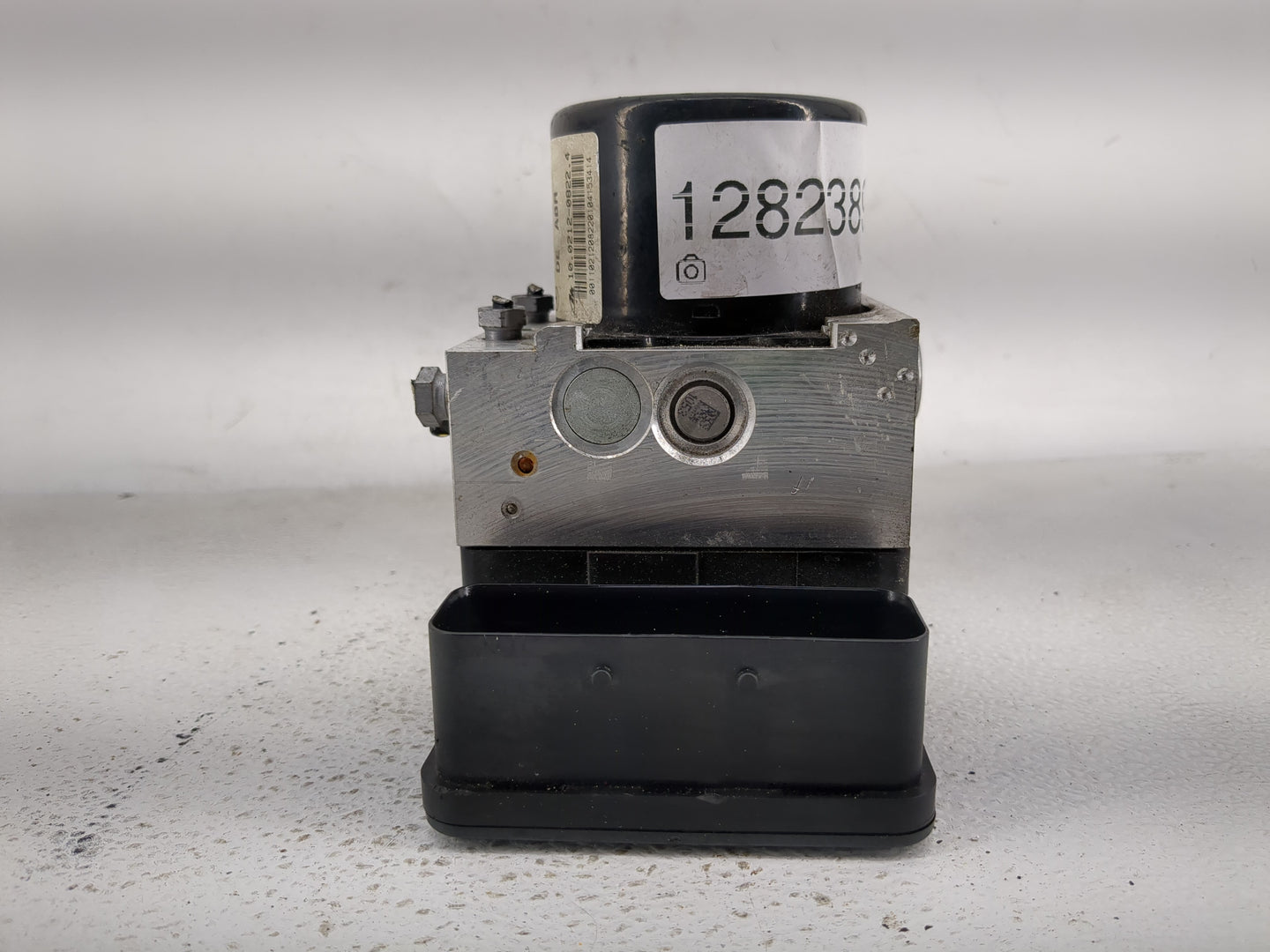 2013-2015 Mercedes-Benz C250 ABS Pump Control Module Replacement P/N:10.0212 - 0822 A 172 431 42 12 Fits Fits 2013 2014 2015