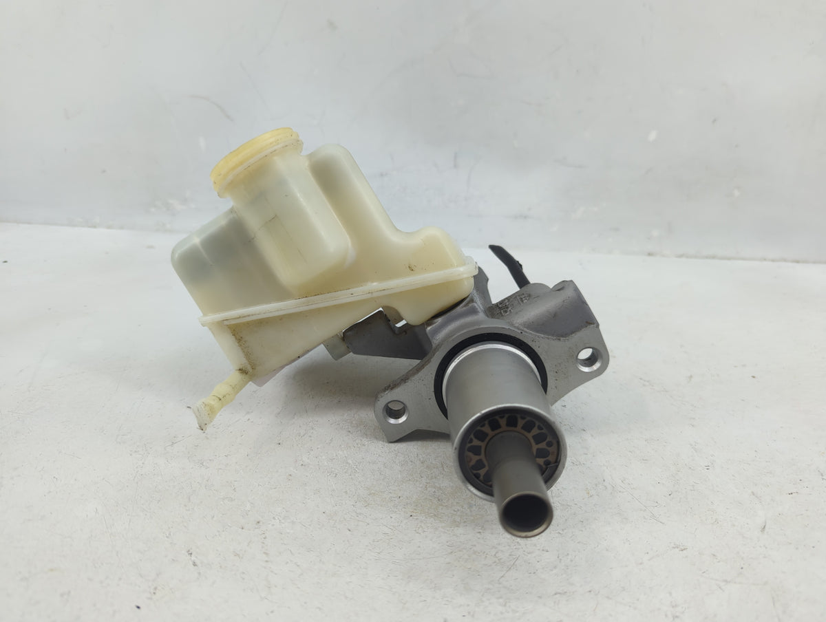 2010-2015 Mercedes-benz C250 Brake Master Cylinder - Oemusedautoparts1.com