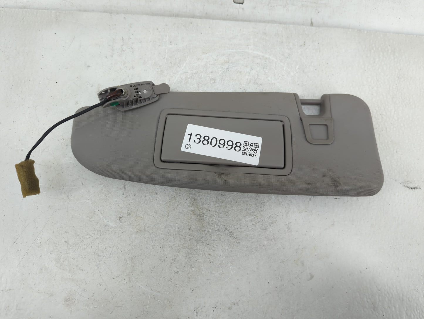 2012-2015 Mercedes-Benz C250 Sun Visor Shade Replacement Driver Left Mirror Fits Fits 2010 2011 2012 2013 2014 2015 2016 201