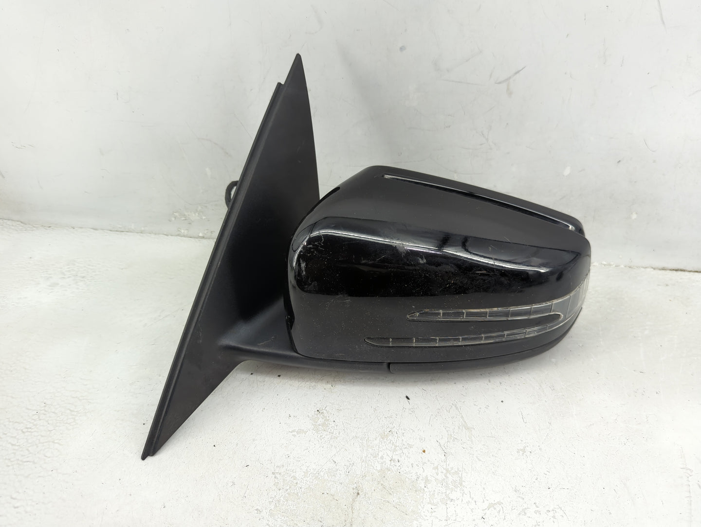 2012-2014 Mercedes-Benz C250 Driver Side View Mirror - Left Door Mirror OEM Used - Oemusedautoparts1.com
