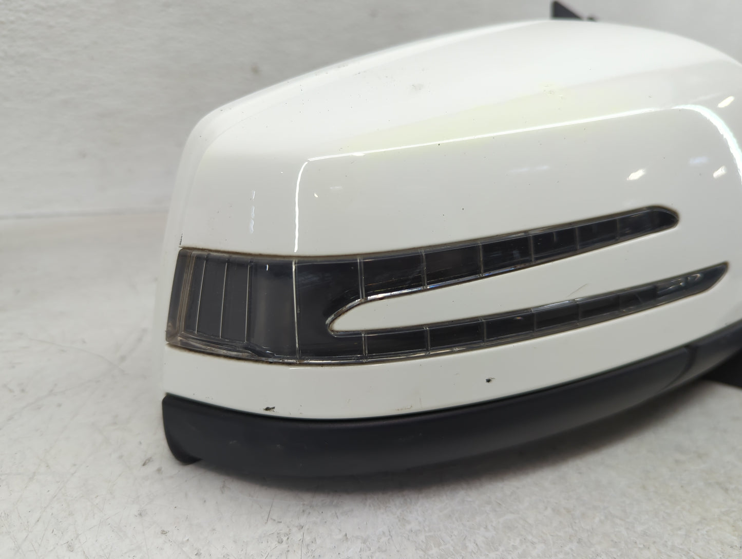 2012-2014 Mercedes-Benz C250 Passenger Side View Mirror - Right Door Mirror OEM Used - Oemusedautoparts1.com