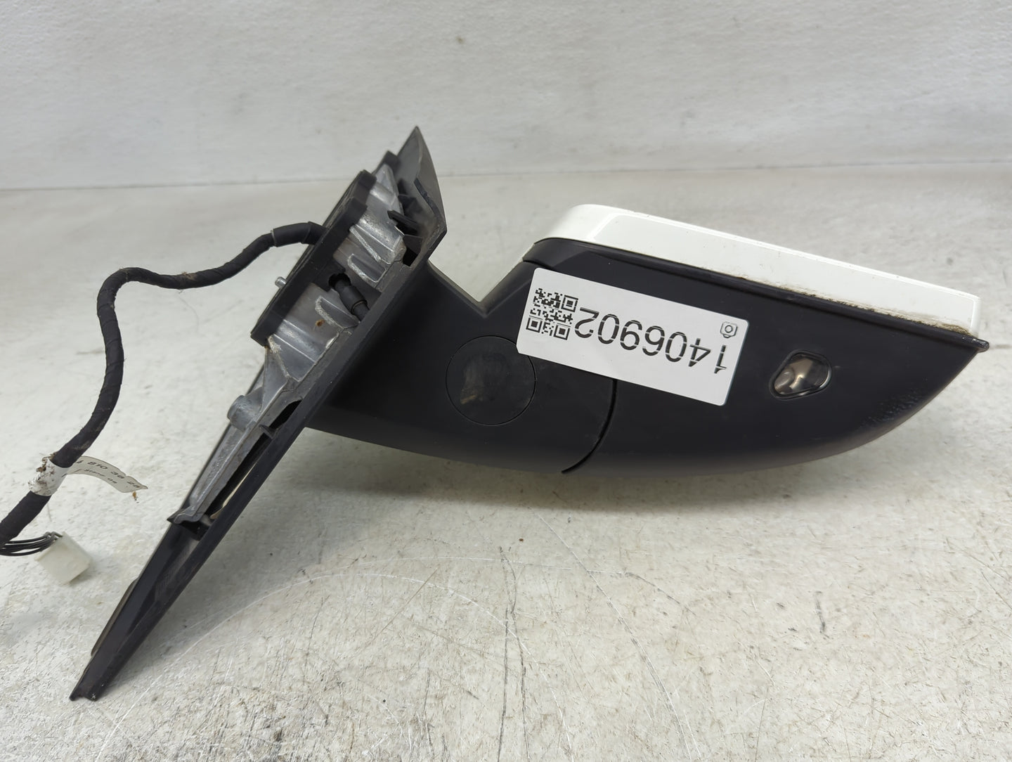 2012-2014 Mercedes-Benz C250 Passenger Side View Mirror - Right Door Mirror OEM Used - Oemusedautoparts1.com