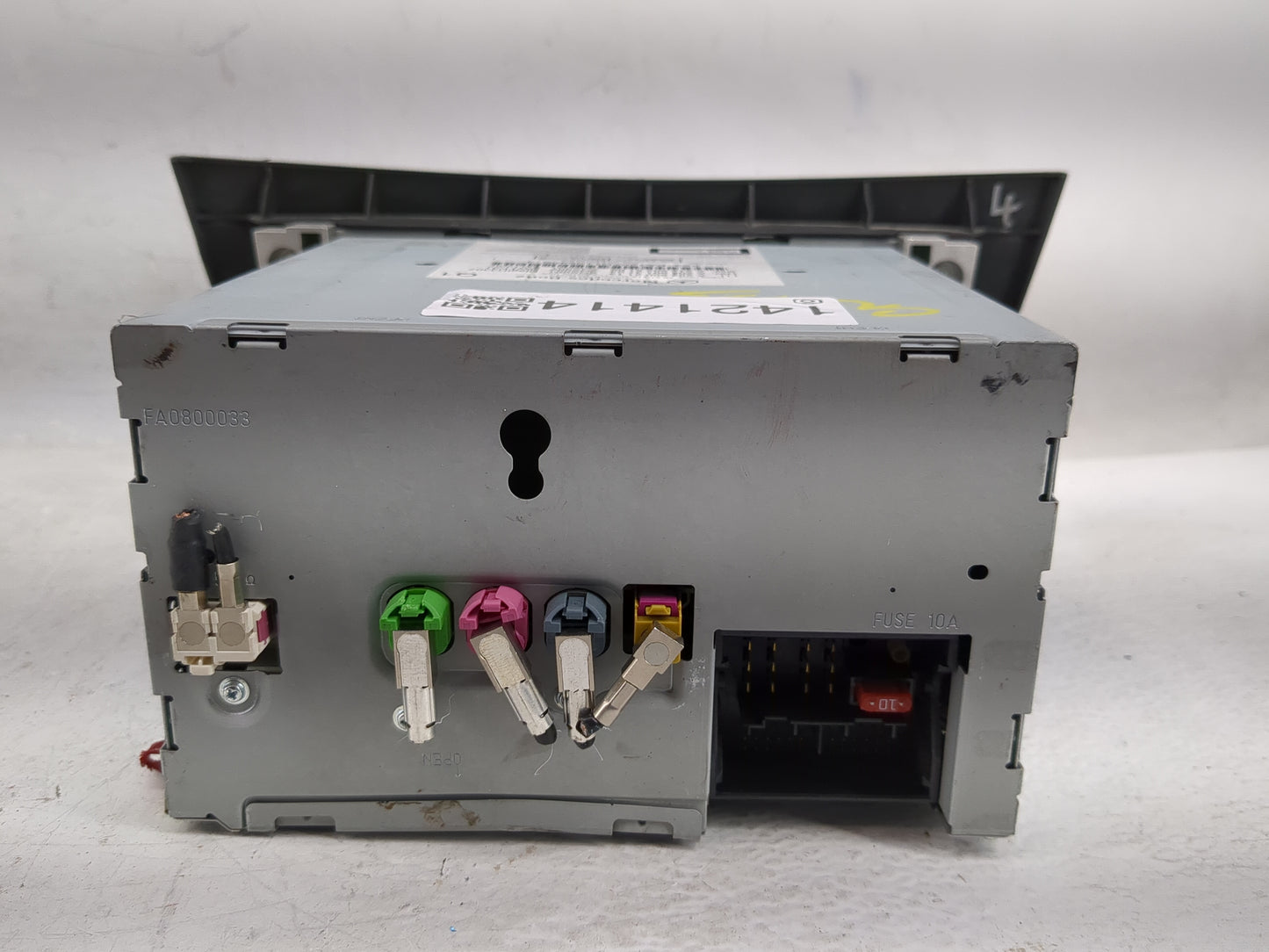 2014-2015 Mercedes-Benz C250 Radio AM FM Cd Player Receiver Replacement P/N:A 204 900 21 13 Fits Fits 2014 2015 OEM Used Aut
