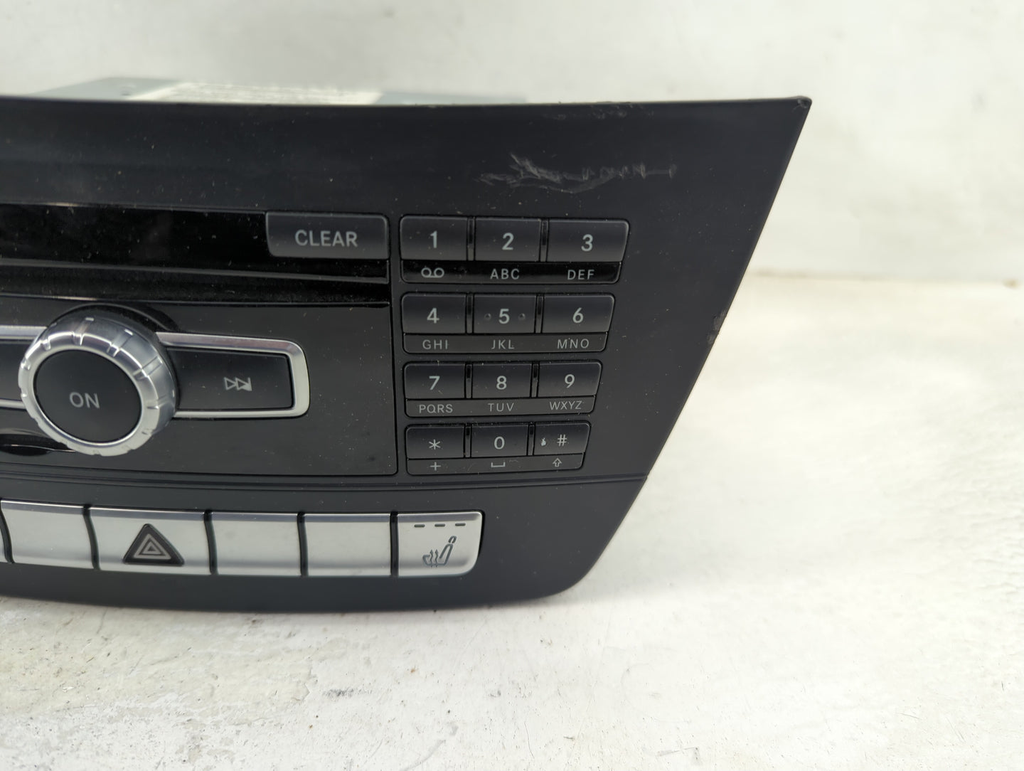 2011-2014 Mercedes-Benz C250 Radio AM FM Cd Player Receiver Replacement P/N:A 204 900 17 15 Fits OEM Used Auto Parts - Oemus
