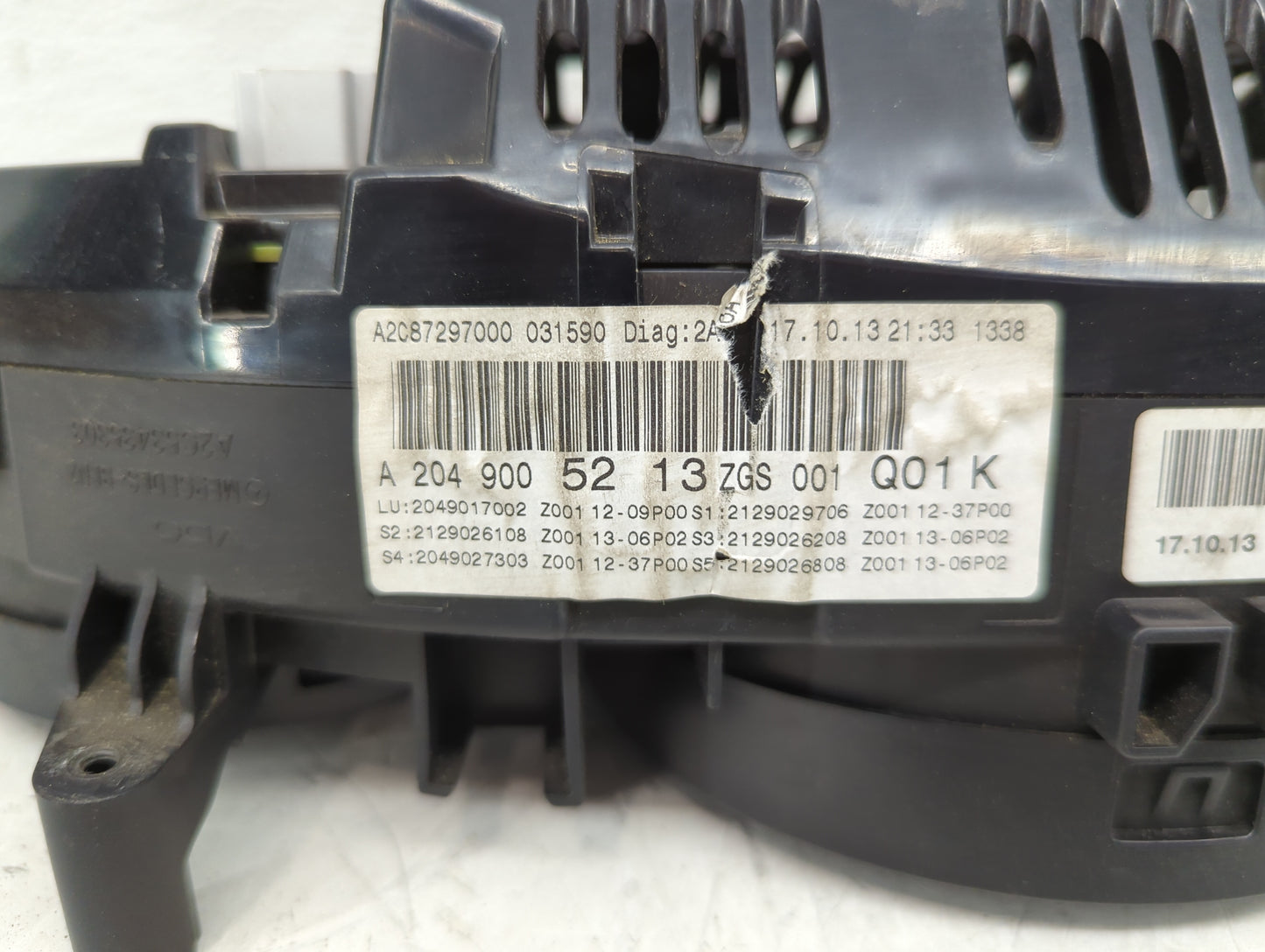 2014 Mercedes-Benz C250 Instrument Cluster Speedometer Gauges P/N:A2049005213 Miles: Fits OEM Used Auto Parts - Oemusedautop