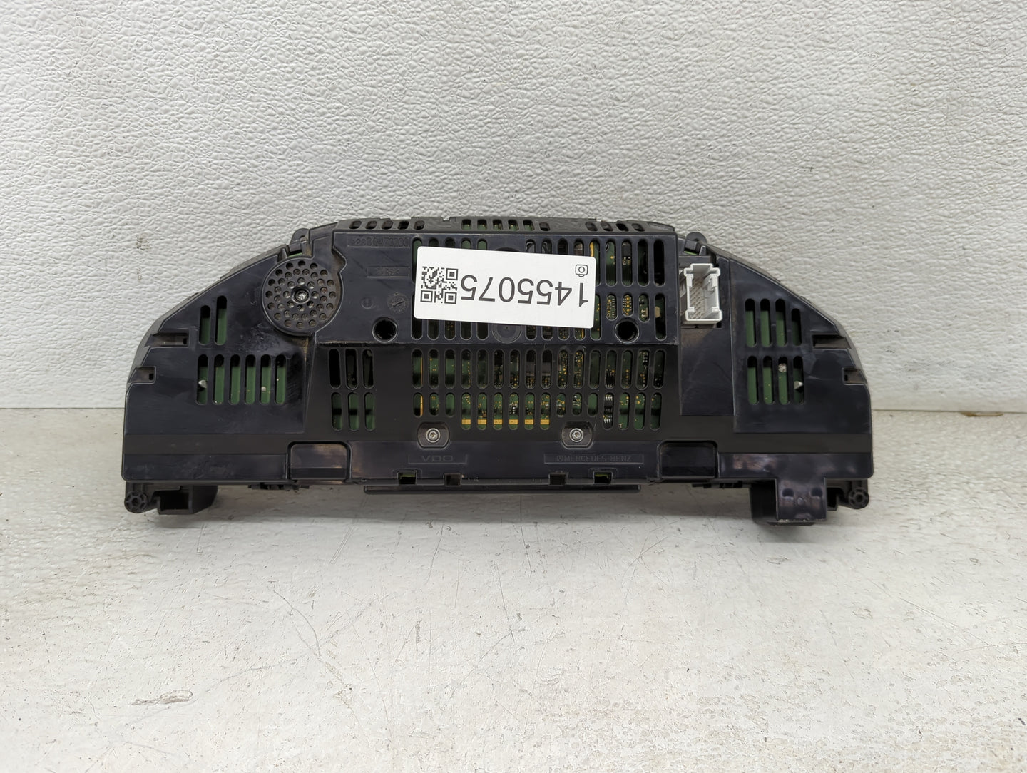 2014 Mercedes-Benz C250 Instrument Cluster Speedometer Gauges P/N:A2049005213 Miles: Fits OEM Used Auto Parts - Oemusedautop
