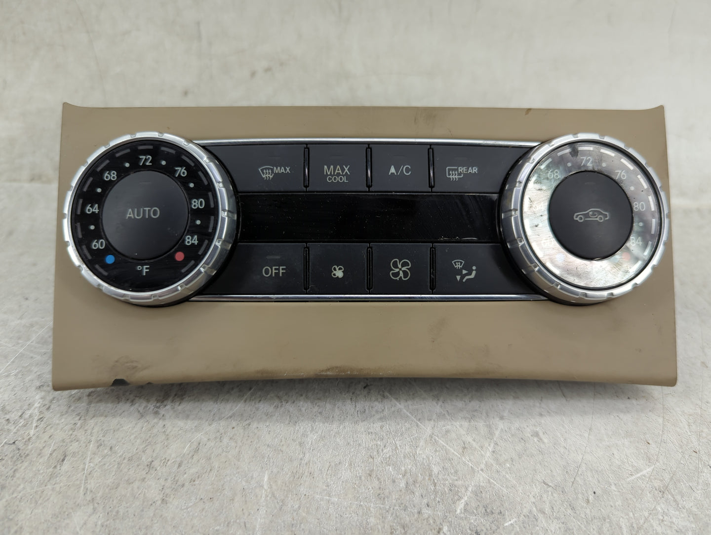 2013-2014 Mercedes-Benz C250 Climate Control Module Temperature AC/Heater Replacement P/N:A 204 900 68 08 Fits Fits 2013 201