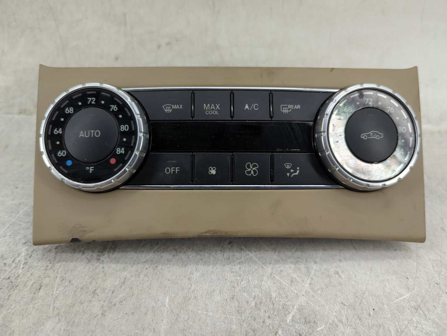 2013-2014 Mercedes-Benz C250 Climate Control Module Temperature AC/Heater Replacement P/N:A 204 900 68 08 Fits Fits 2013 201