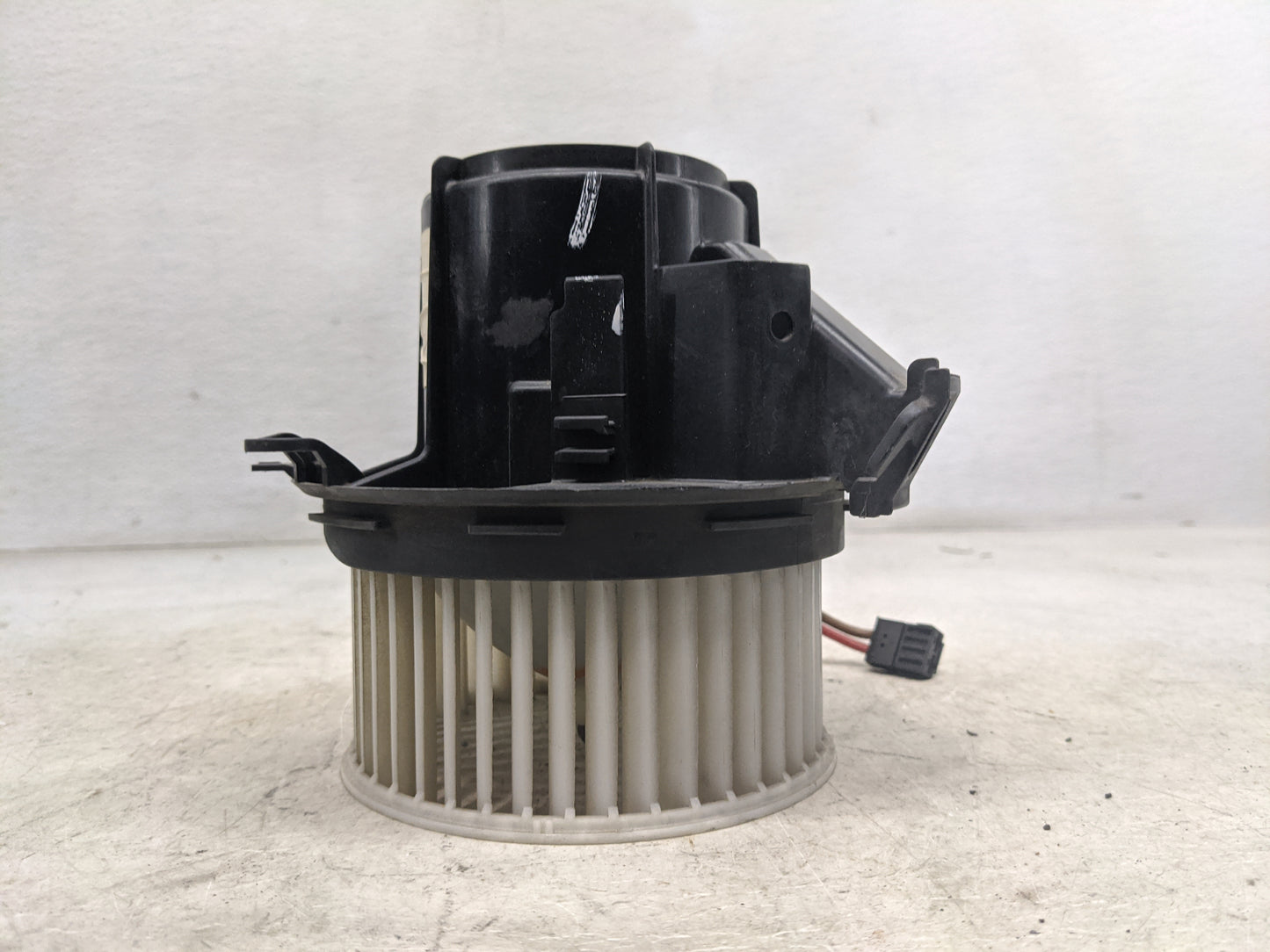 2011-2015 Mercedes-Benz C250 Heater AC Blower Motor Fits Fits 2011 2012 2013 2014 2015 2016 2017 2018 2019 2020 OEM Used Aut