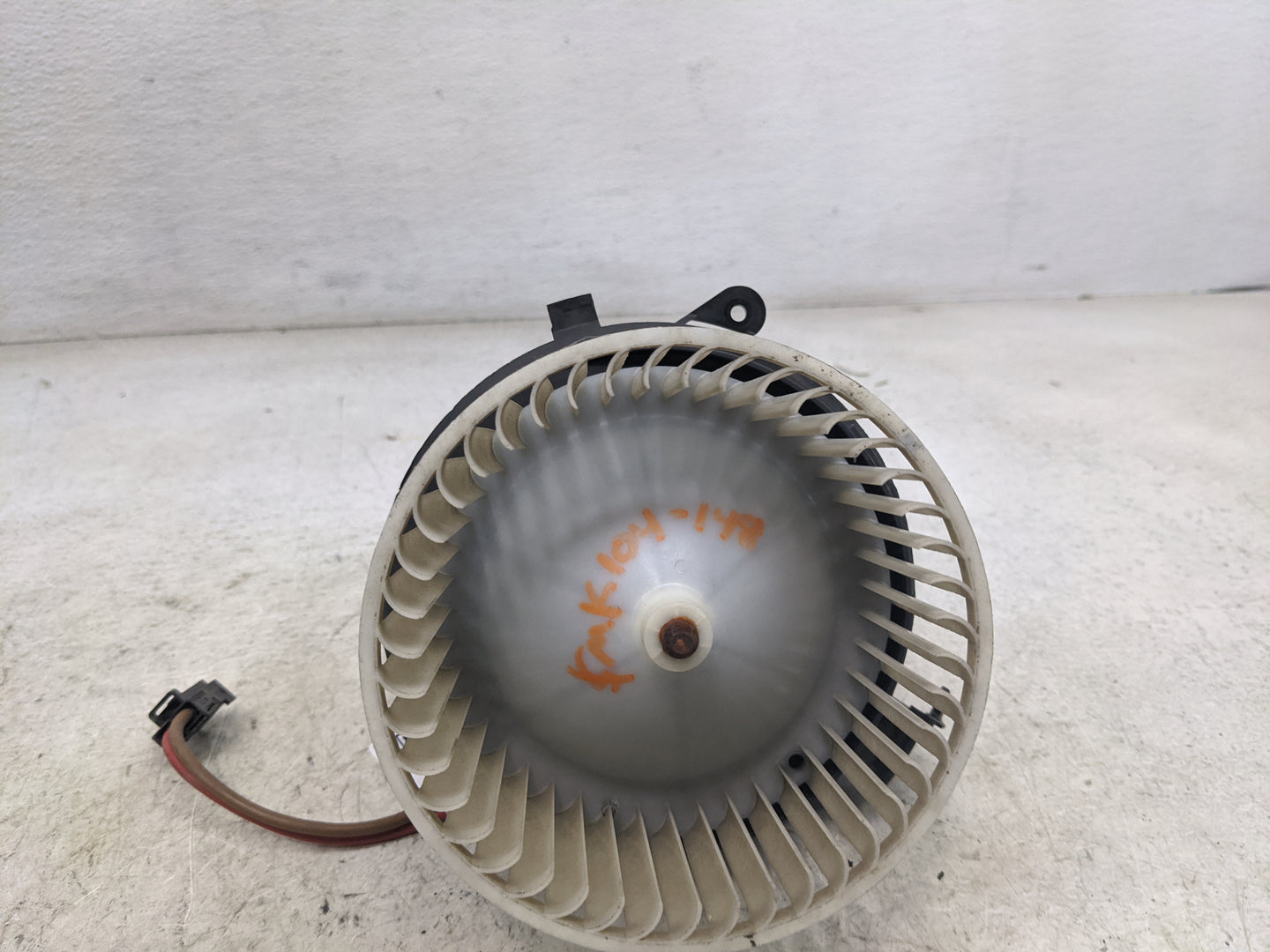 2011-2015 Mercedes-Benz C250 Heater AC Blower Motor Fits Fits 2011 2012 2013 2014 2015 2016 2017 2018 2019 2020 OEM Used Aut