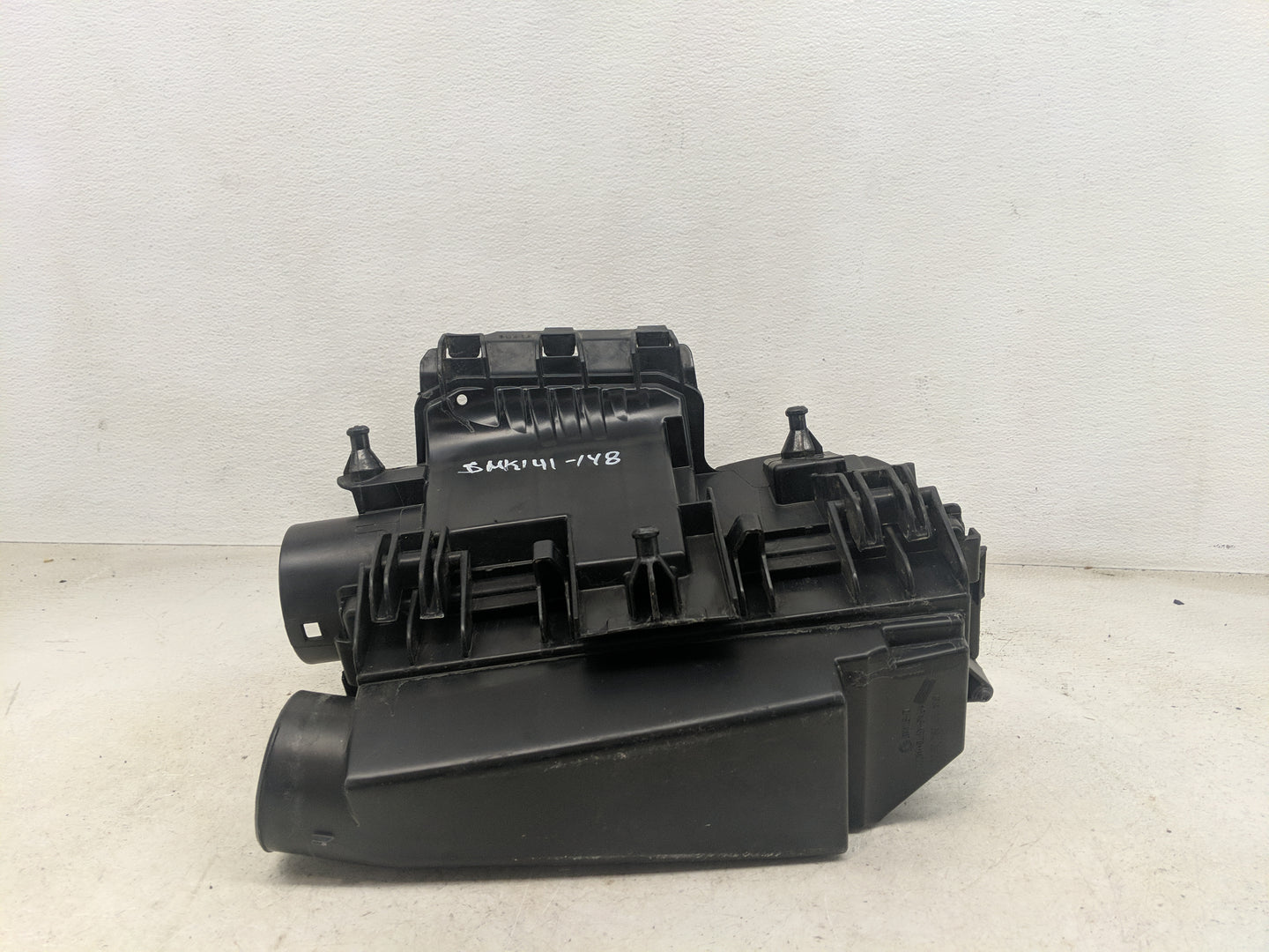 2012-2015 Mercedes-benz C250 Air Cleaner Intake-duct Hose Tube 1464780 - Oemusedautoparts1.com