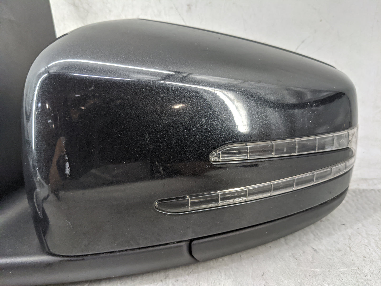 2012-2014 Mercedes-Benz C250 Driver Side View Mirror - Left Door Mirror OEM Used - Oemusedautoparts1.com