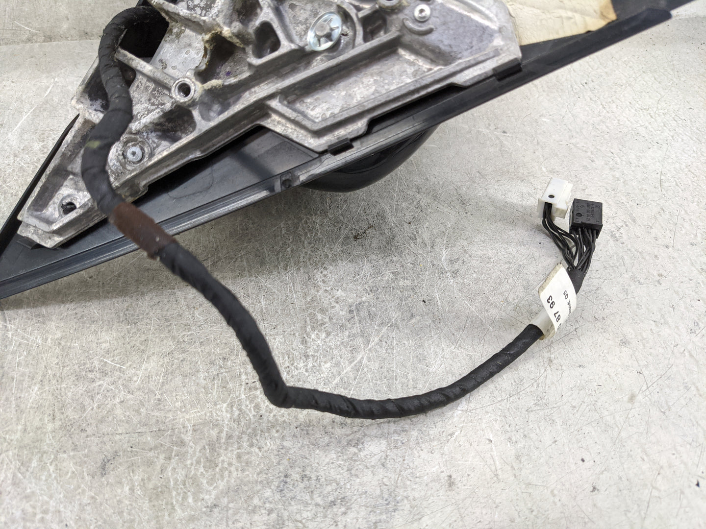 2012-2014 Mercedes-Benz C250 Driver Side View Mirror - Left Door Mirror OEM Used - Oemusedautoparts1.com