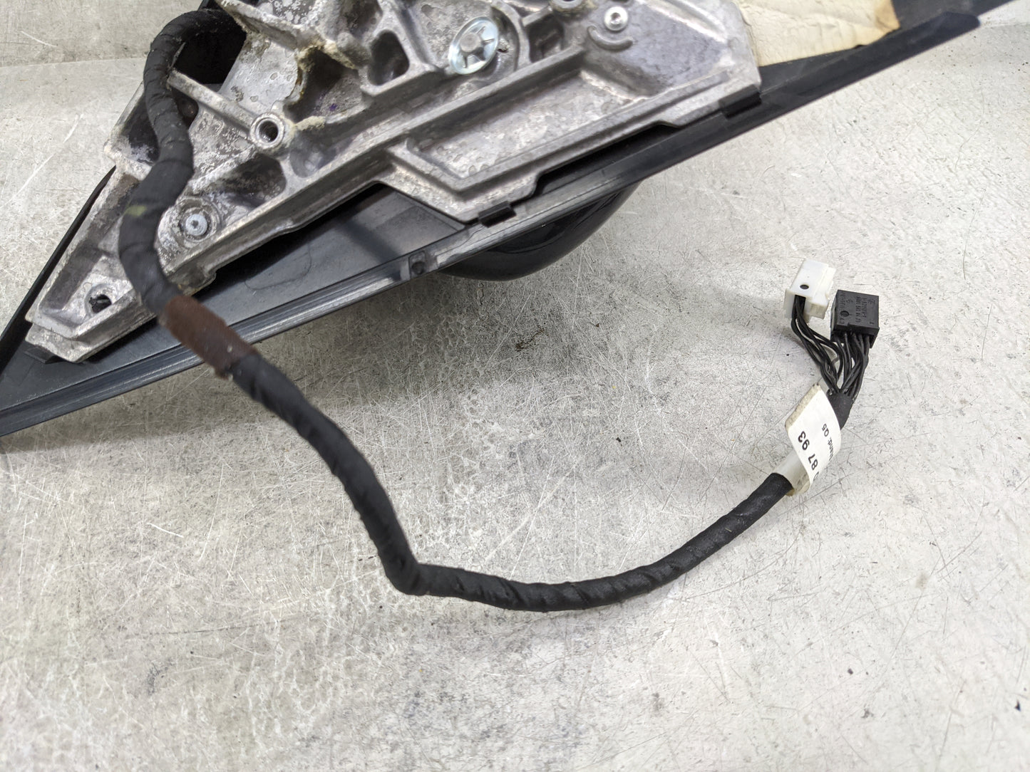 2012-2014 Mercedes-Benz C250 Driver Side View Mirror - Left Door Mirror OEM Used - Oemusedautoparts1.com