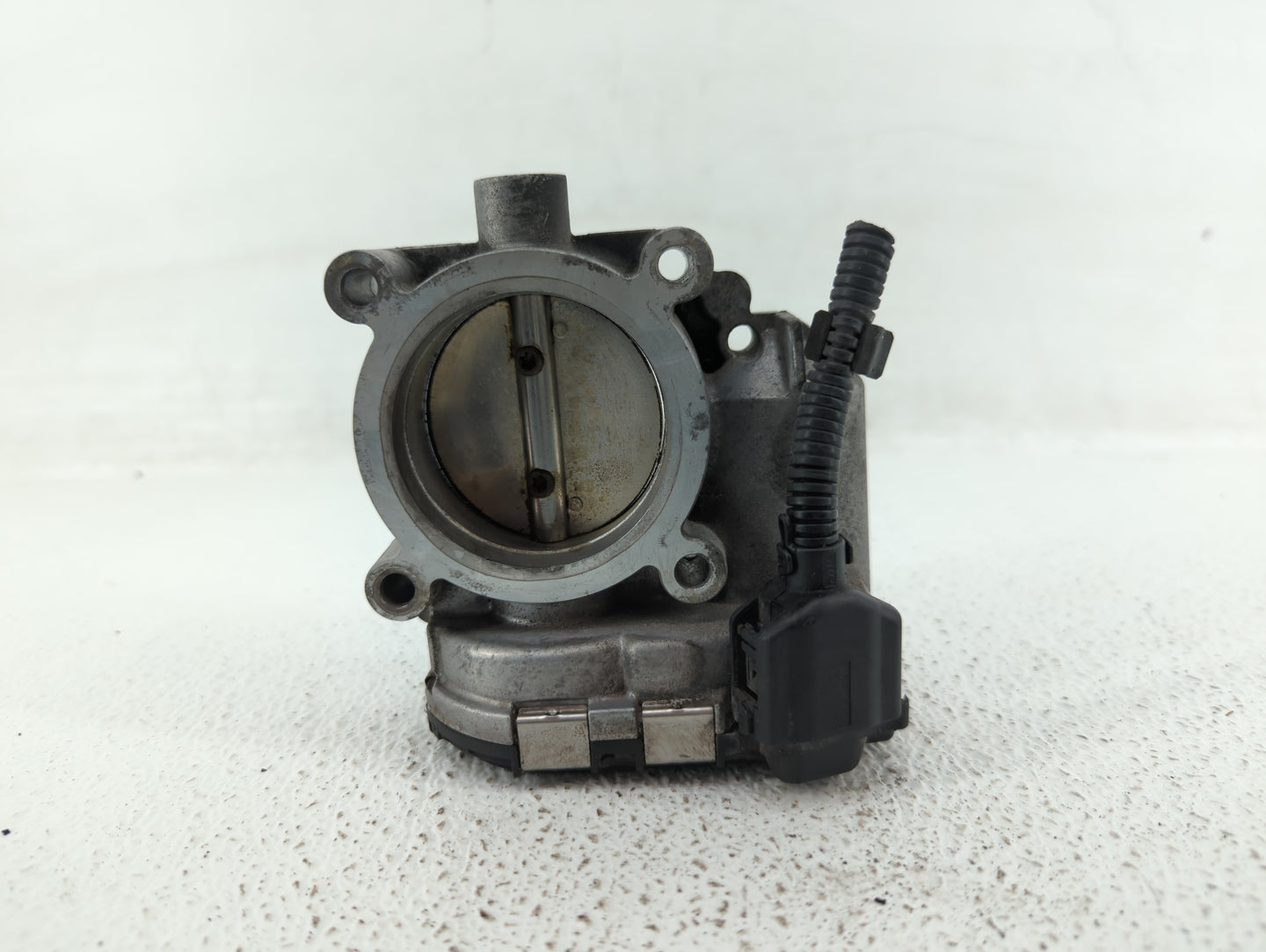 2012-2015 Mercedes-Benz C250 Throttle Body P/N:266 141 05 25 2661410525 Fits OEM Used Auto Parts - Oemusedautoparts1.com