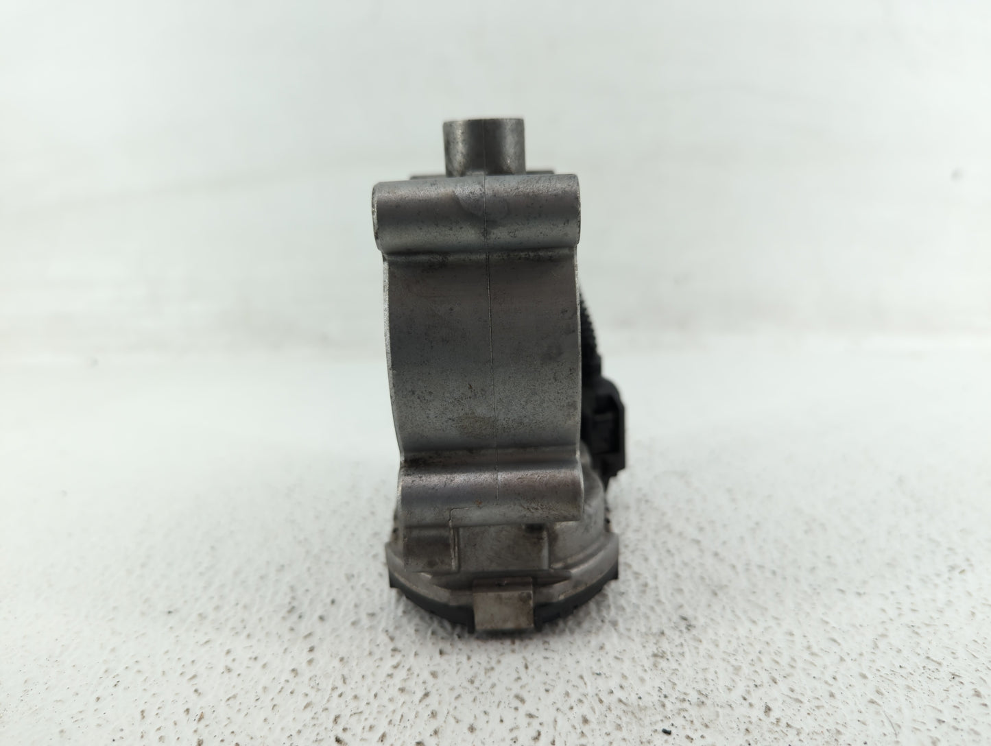 2012-2015 Mercedes-Benz C250 Throttle Body P/N:266 141 05 25 2661410525 Fits OEM Used Auto Parts - Oemusedautoparts1.com