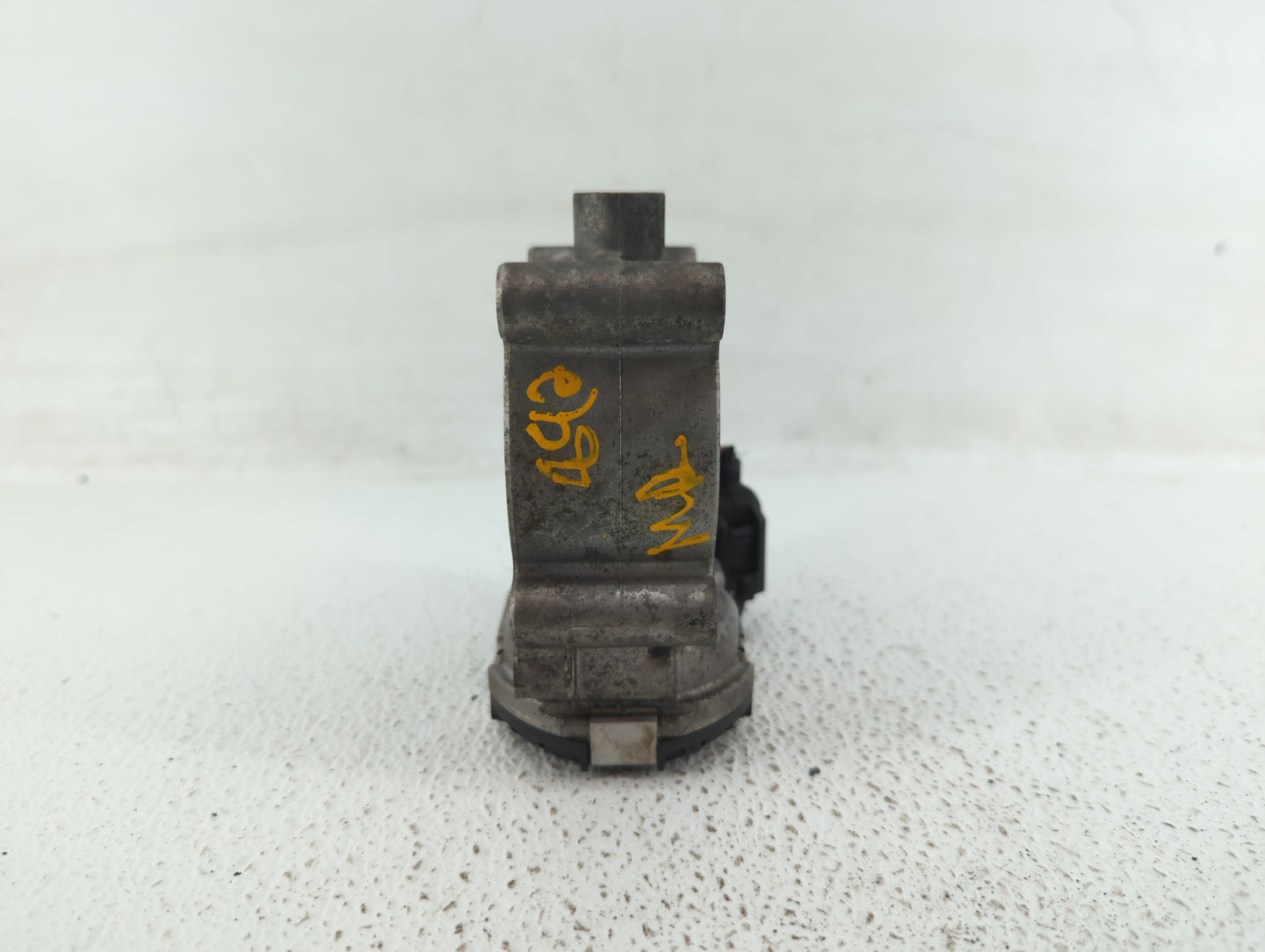 2012-2015 Mercedes-Benz C250 Throttle Body P/N:266 141 05 25 2661410525 Fits OEM Used Auto Parts - Oemusedautoparts1.com