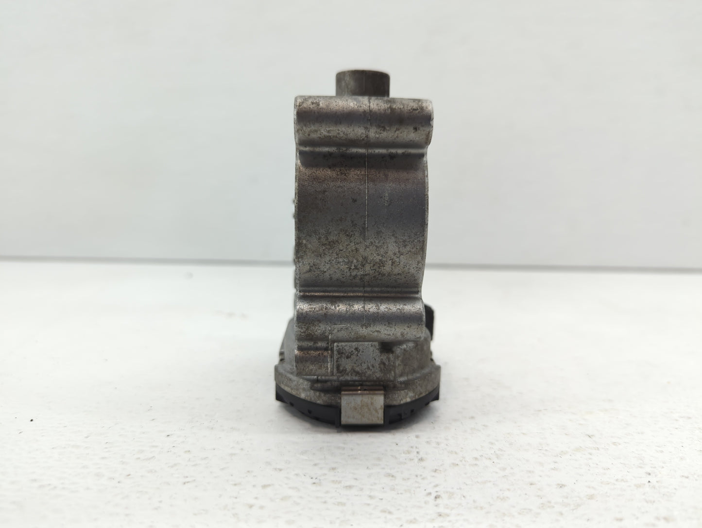 2012-2015 Mercedes-Benz C250 Throttle Body P/N:266 141 05 25 2661410525 Fits OEM Used Auto Parts - Oemusedautoparts1.com