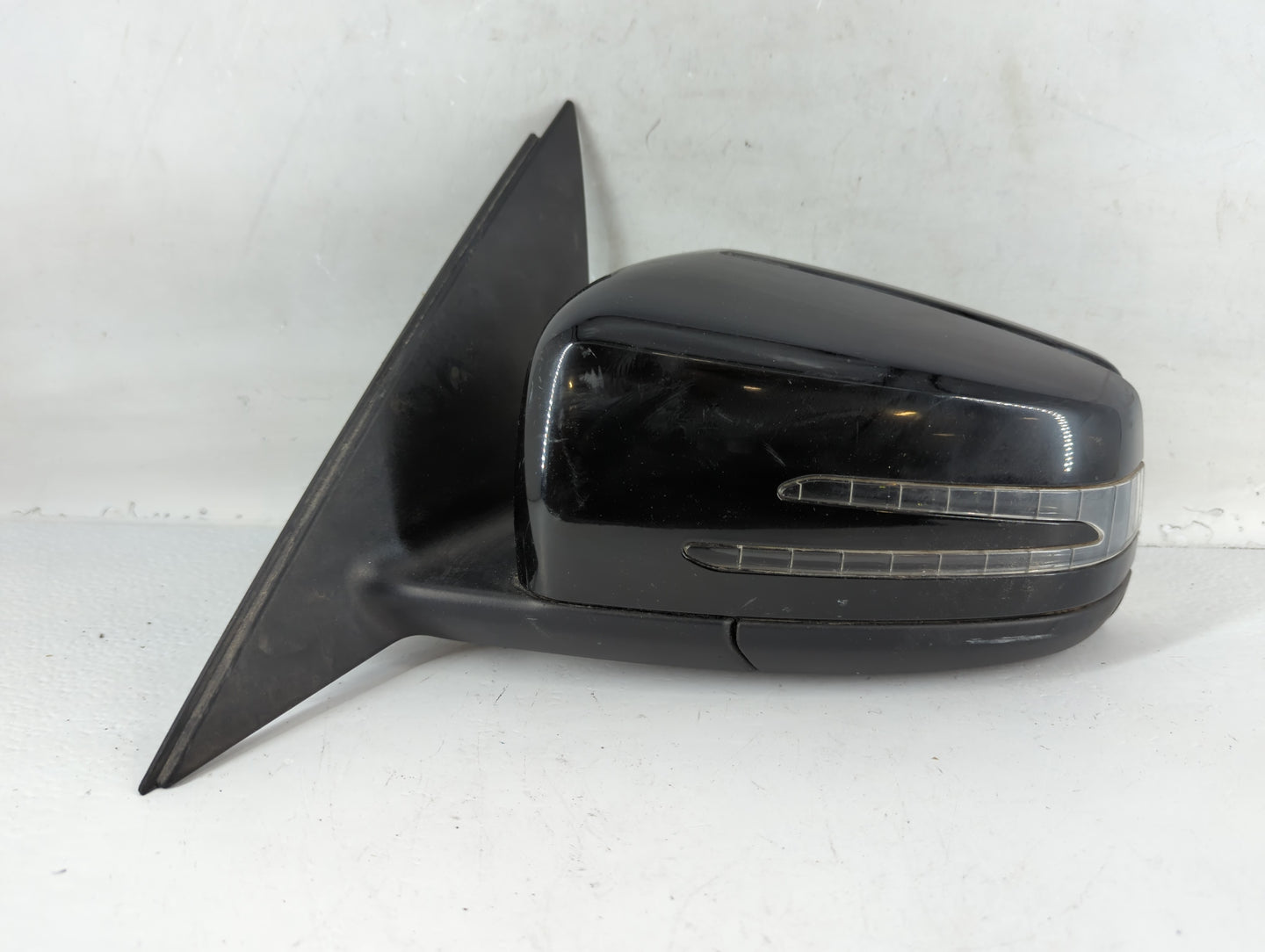 2012-2014 Mercedes-Benz C250 Driver Side View Mirror - Left Door Mirror OEM Used - Oemusedautoparts1.com