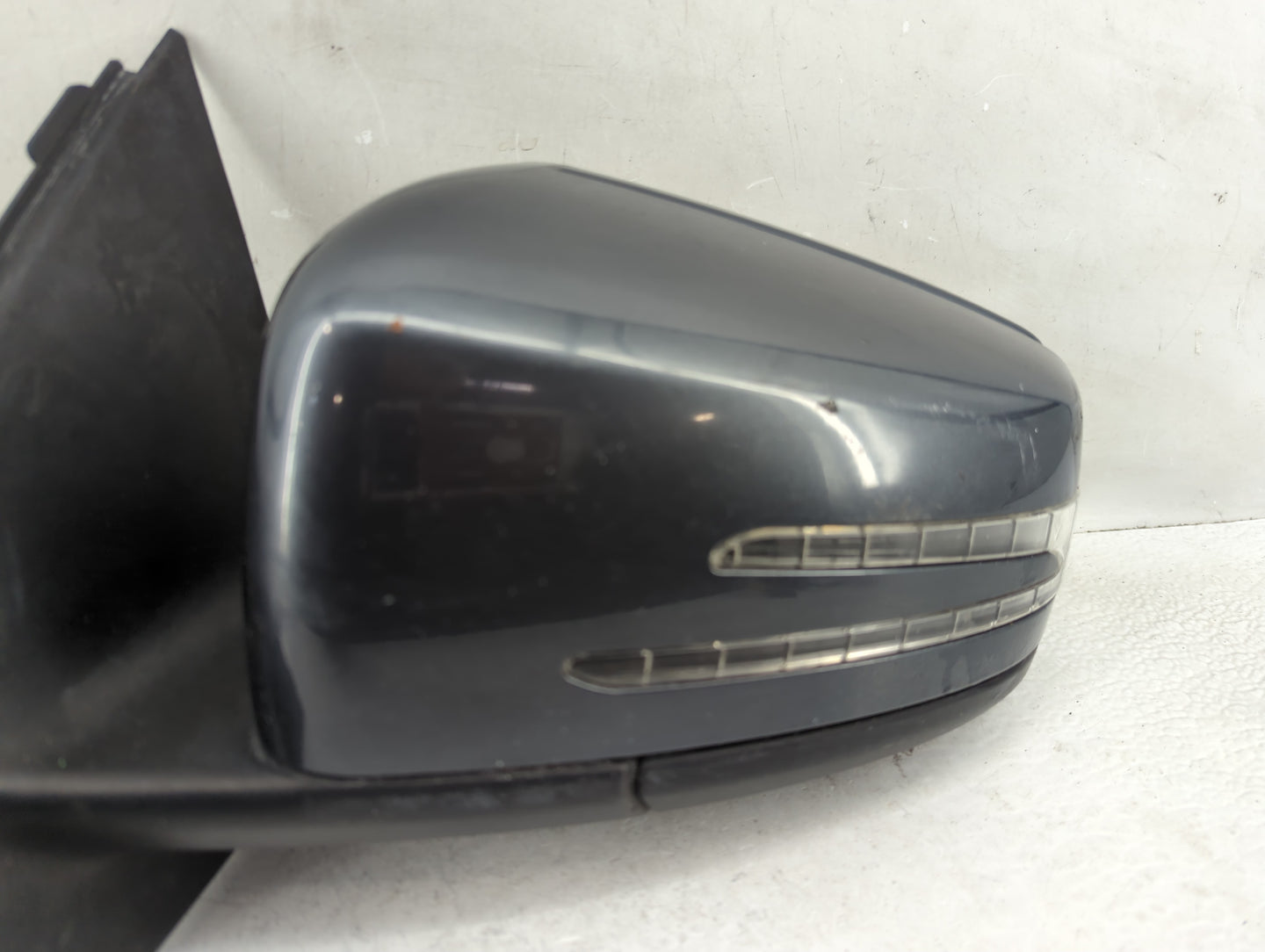 2012-2014 Mercedes-Benz C300 Driver Side View Mirror - Left Door Mirror OEM Used - Oemusedautoparts1.com