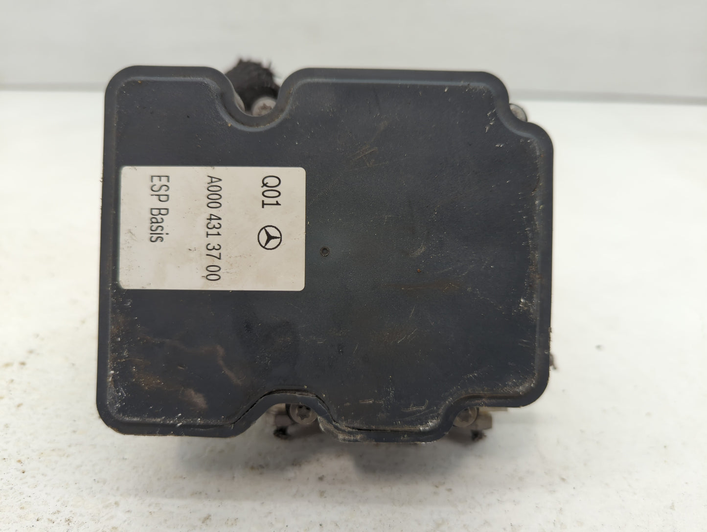 2014 Mercedes-Benz C300 ABS Pump Control Module Replacement P/N:A000 431 37 00 A009 431 64 12 Fits Fits 2015 2016 2017 2018 