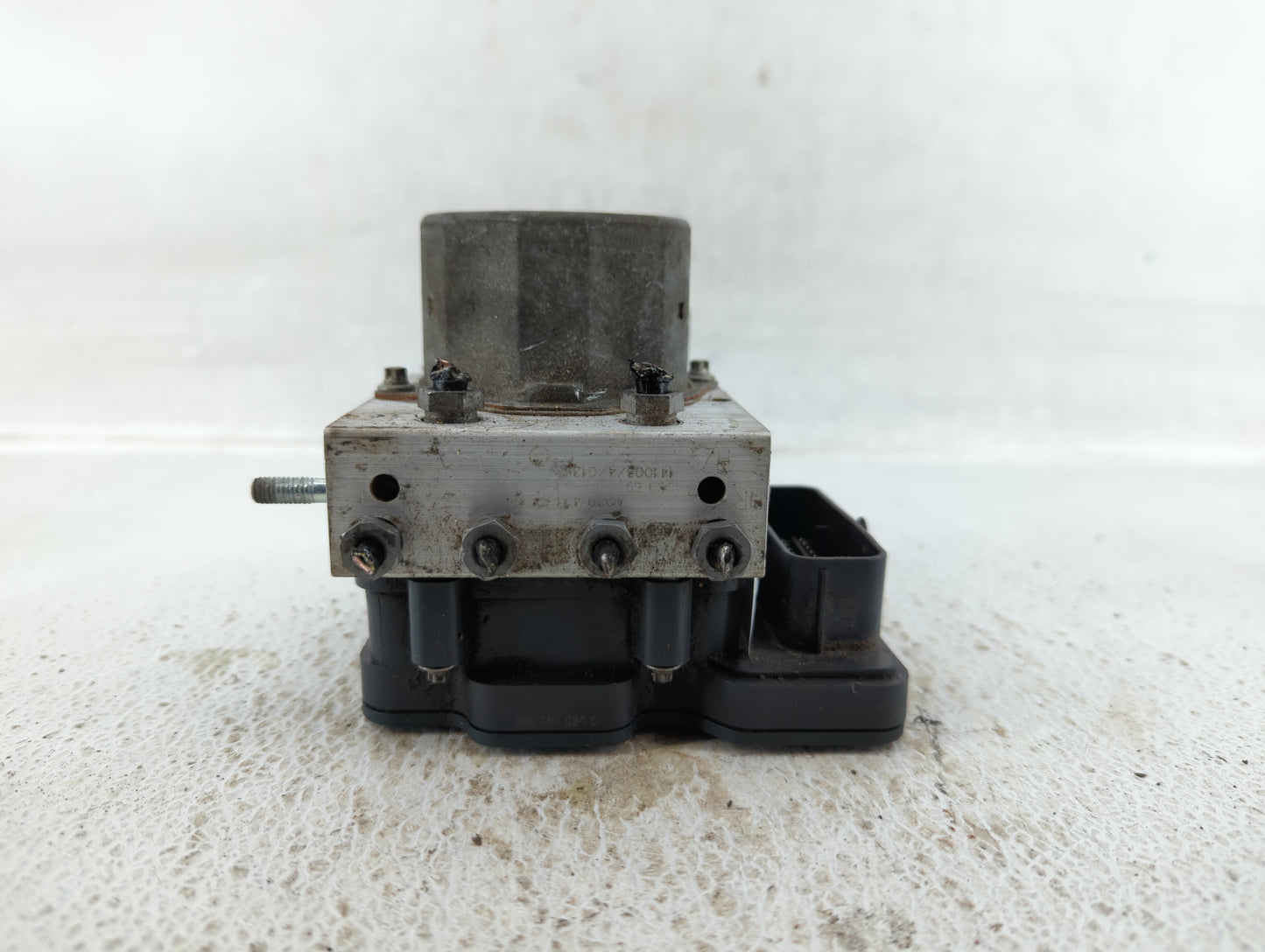 2014 Mercedes-Benz C300 ABS Pump Control Module Replacement P/N:A000 431 37 00 A009 431 64 12 Fits Fits 2015 2016 2017 2018 