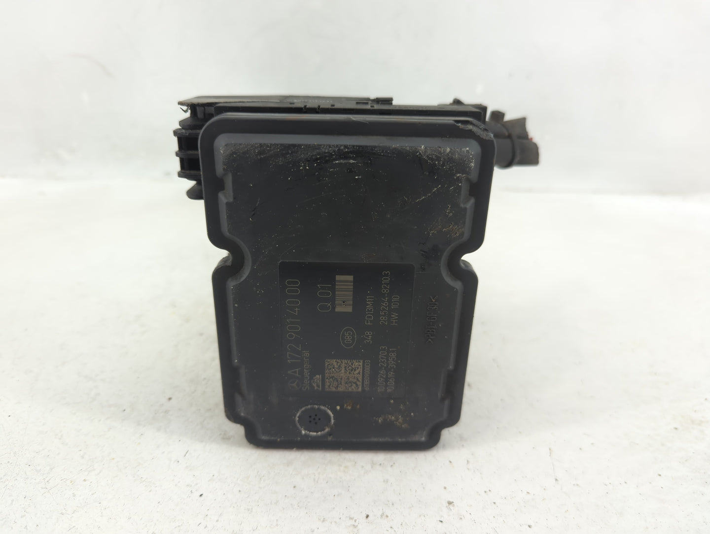 2013-2015 Mercedes-Benz C350 ABS Pump Control Module Replacement P/N:A1729014000 Fits Fits 2013 2014 2015 OEM Used Auto Part