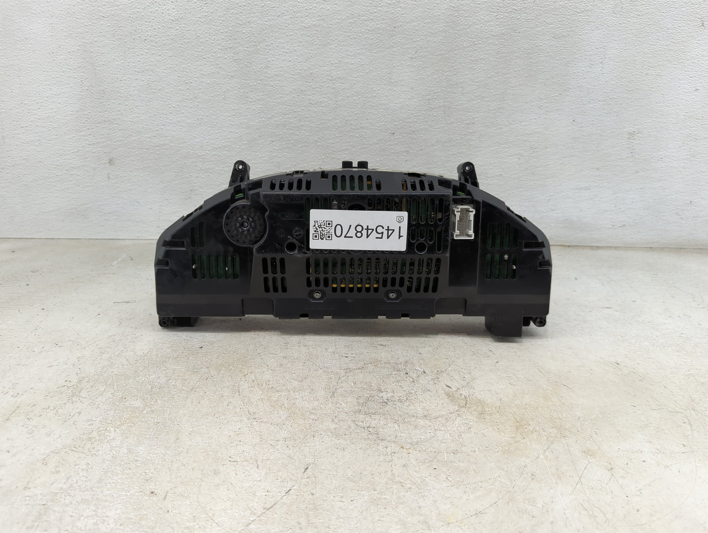 2014 Mercedes-Benz C350 Instrument Cluster Speedometer Gauges P/N:A2049005213 Miles: Fits OEM Used Auto Parts - Oemusedautop