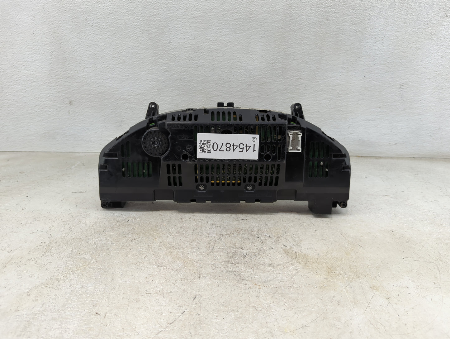 2014 Mercedes-Benz C350 Instrument Cluster Speedometer Gauges P/N:A2049005213 Miles: Fits OEM Used Auto Parts - Oemusedautop