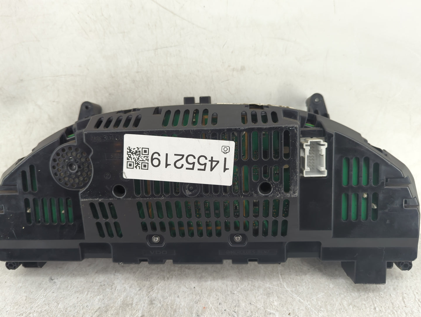 2014 Mercedes-Benz Cclass Instrument Cluster Speedometer Gauges P/N:A2049005213 A2C53435303, A2C87297000 Miles:151K Fits OEM
