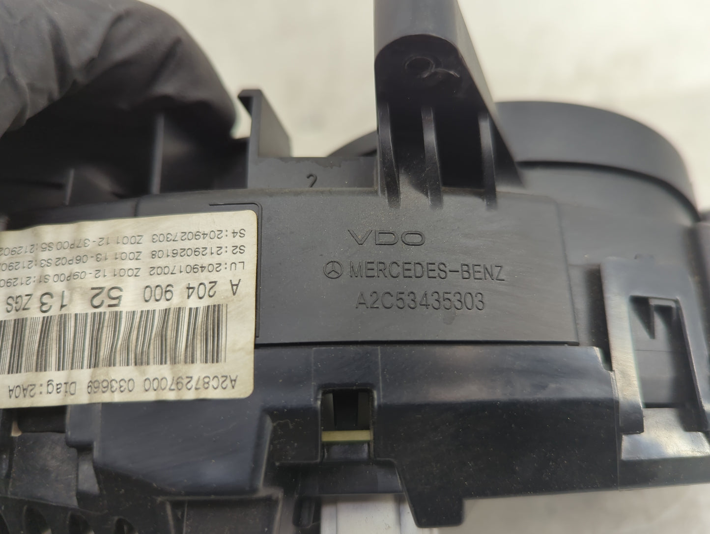 2014 Mercedes-Benz Cclass Instrument Cluster Speedometer Gauges P/N:A2049005213 A2C53435303, A2C87297000 Miles:151K Fits OEM