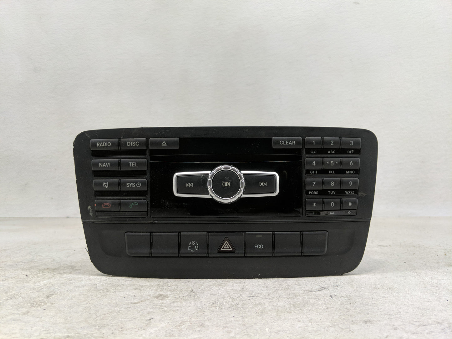 2014 Mercedes-Benz Cla180 Radio AM FM Cd Player Receiver Replacement P/N:A 212 902 23 09 A 246 901 19 05 Fits Fits 2015 2016