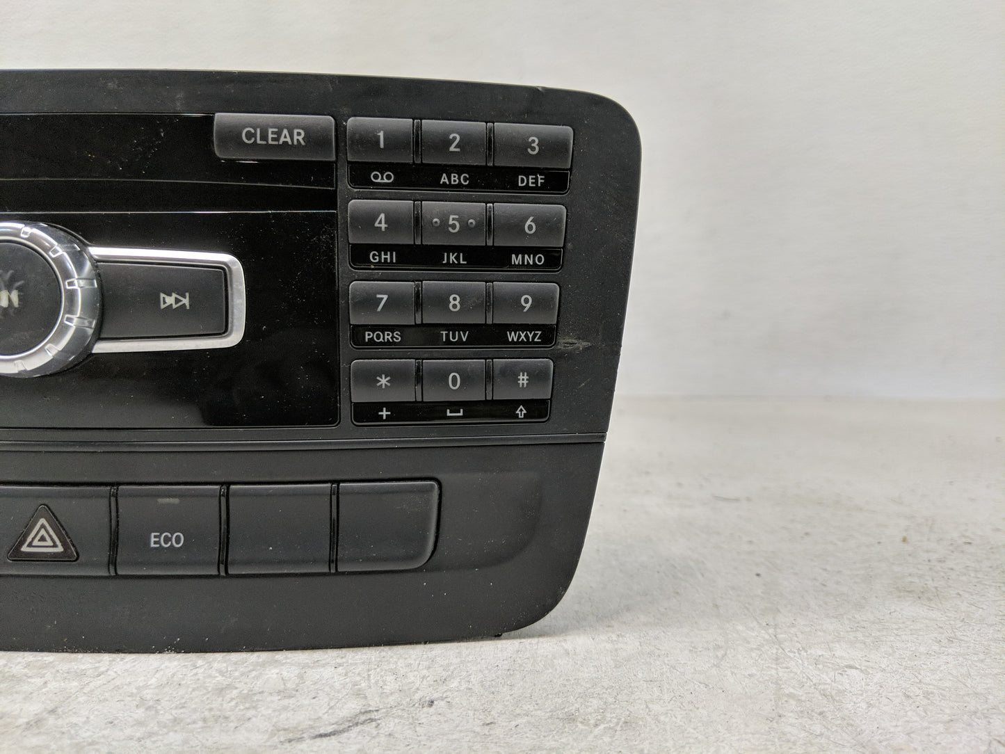 2014 Mercedes-Benz Cla180 Radio AM FM Cd Player Receiver Replacement P/N:A 212 902 23 09 A 246 901 19 05 Fits Fits 2015 2016