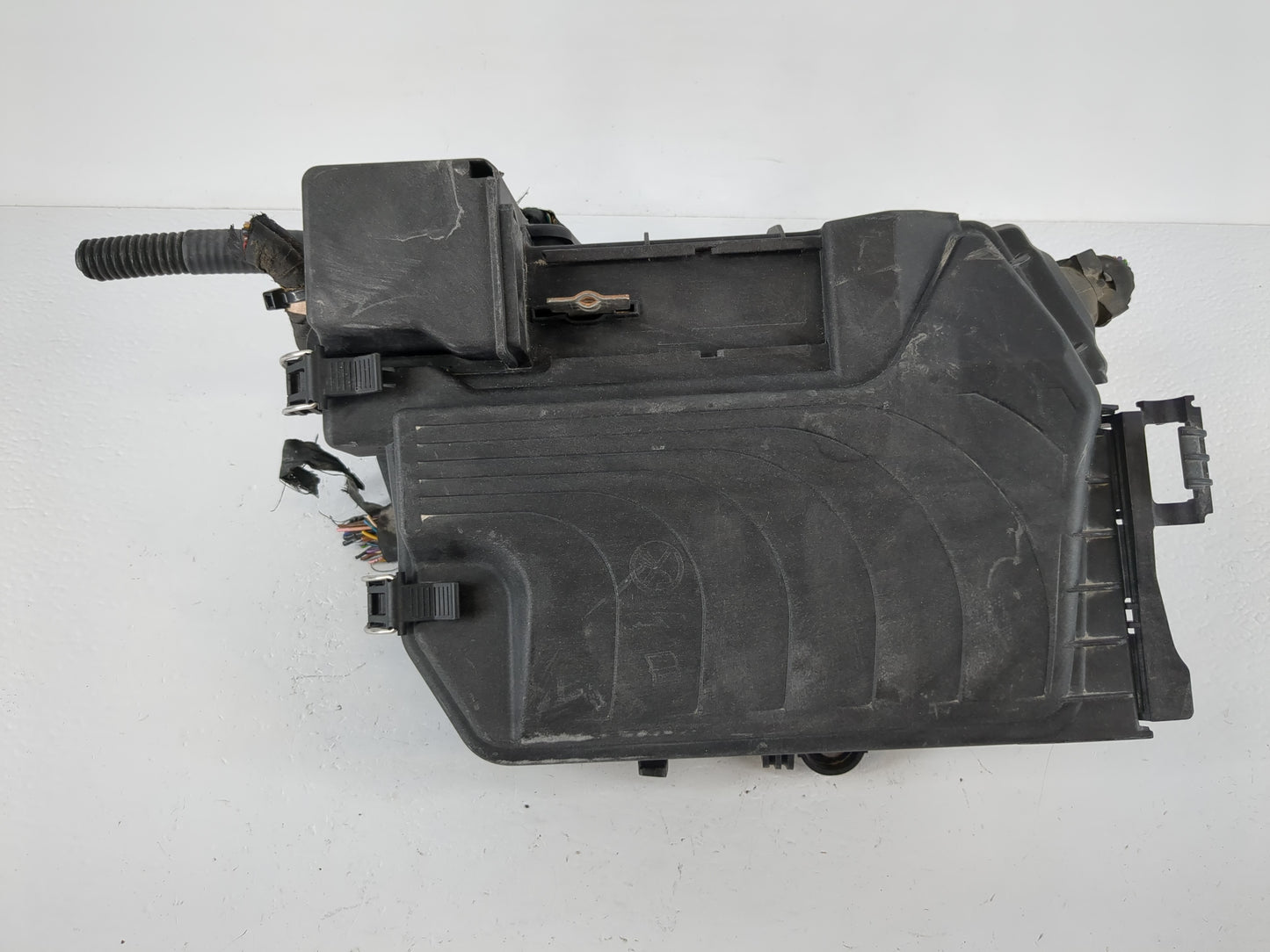 2014-2019 Mercedes-Benz Cla250 Fusebox Fuse Box Panel Relay Module P/N:A 246 540 01 82 Fits OEM Used Auto Parts - Oemusedaut
