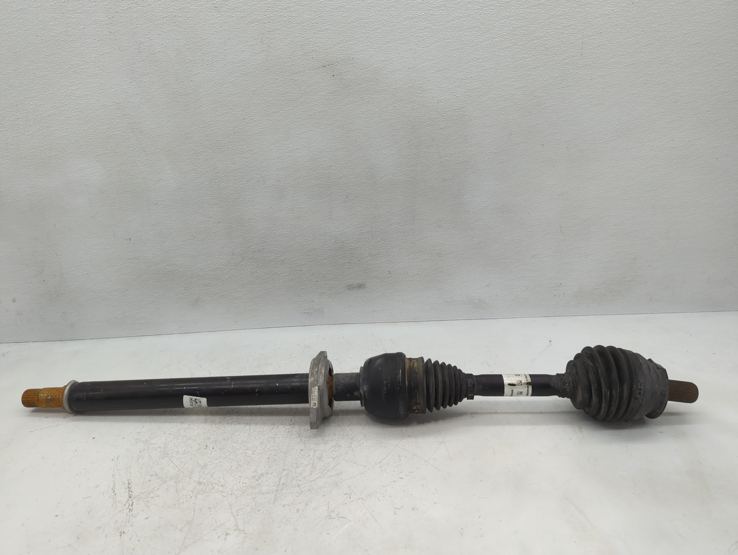 2014-2019 Mercedes-benz Cla250 Axle Shaft Front Passenger Cv C/v - Oemusedautoparts1.com