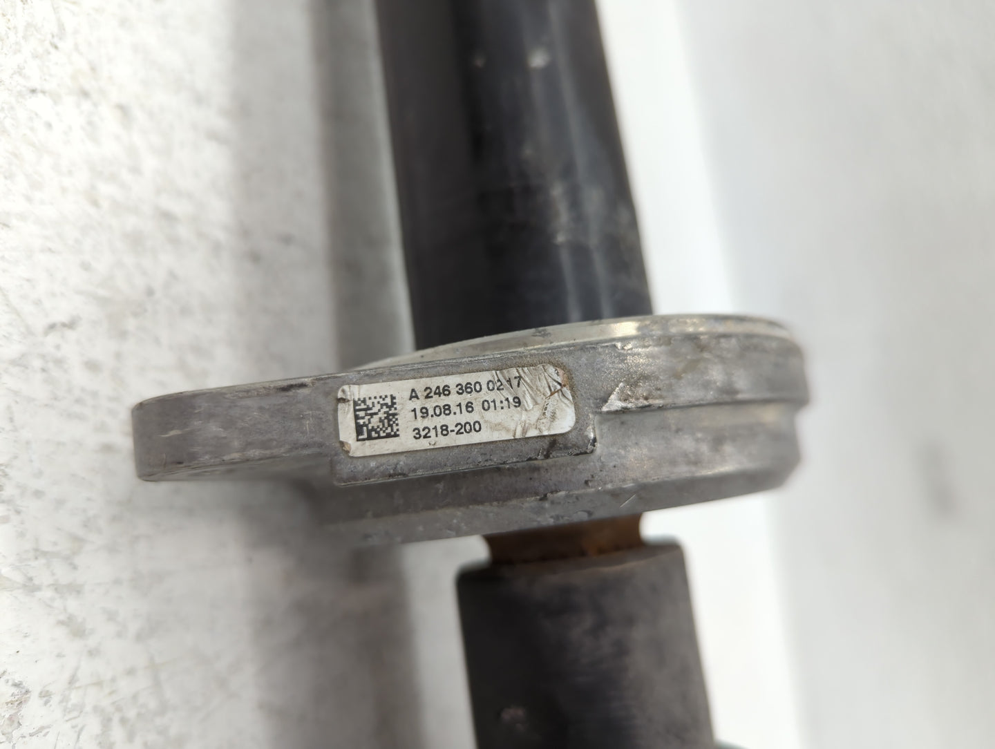 2014-2019 Mercedes-benz Cla250 Axle Shaft Front Passenger Cv C/v - Oemusedautoparts1.com