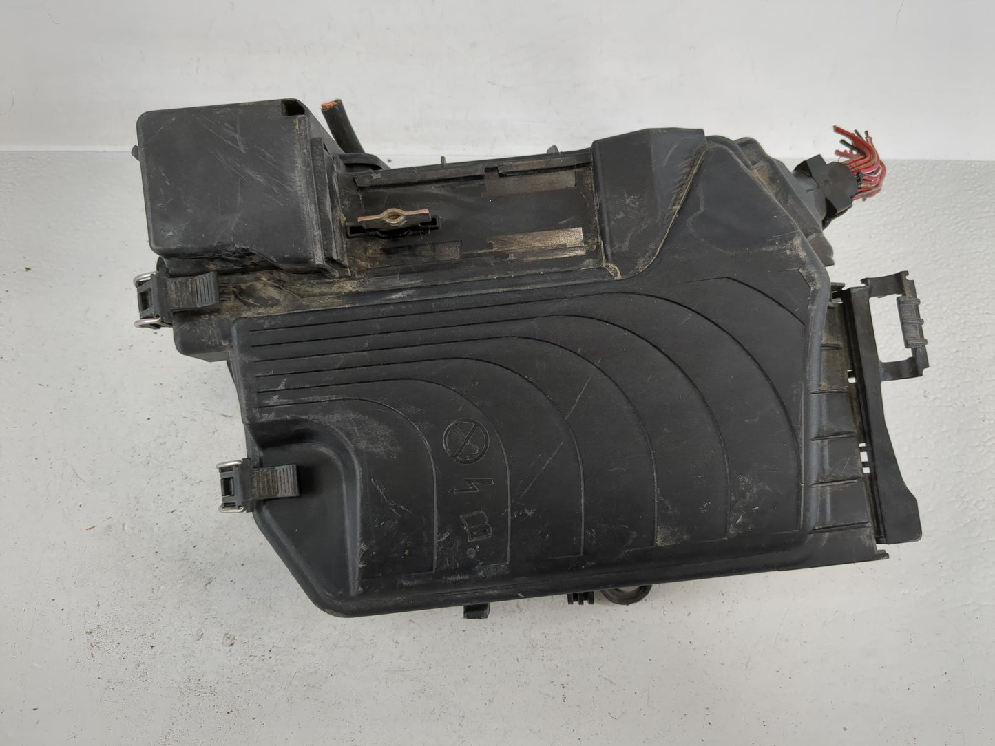 2014-2019 Mercedes-Benz Cla250 Fusebox Fuse Box Panel Relay Module P/N:A 246 540 01 82 Fits OEM Used Auto Parts - Oemusedaut