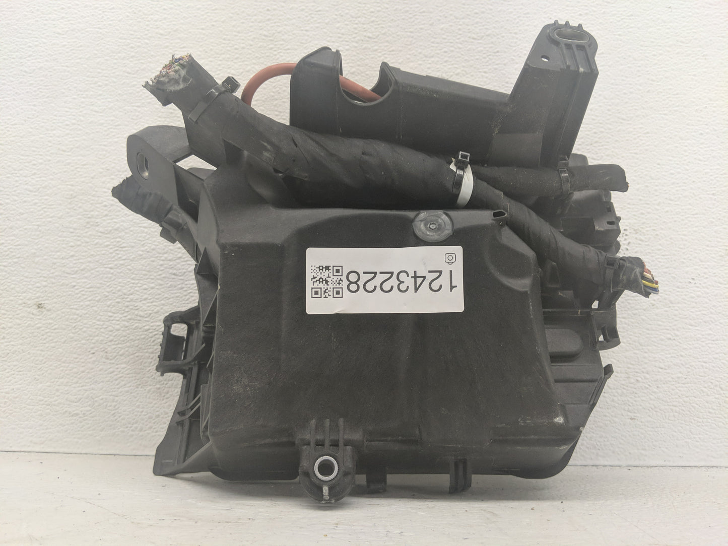 2014-2019 Mercedes-Benz Cla250 Fusebox Fuse Box Panel Relay Module P/N:A 246 540 01 82 Fits OEM Used Auto Parts - Oemusedaut