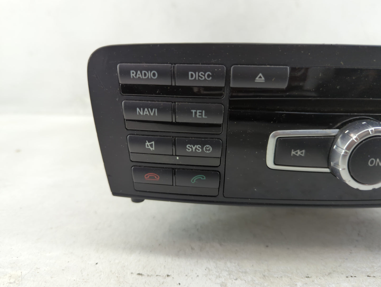 2014 Mercedes-Benz Cla250 Radio AM FM Cd Player Receiver Replacement P/N:2469000612 Fits OEM Used Auto Parts - Oemusedautopa