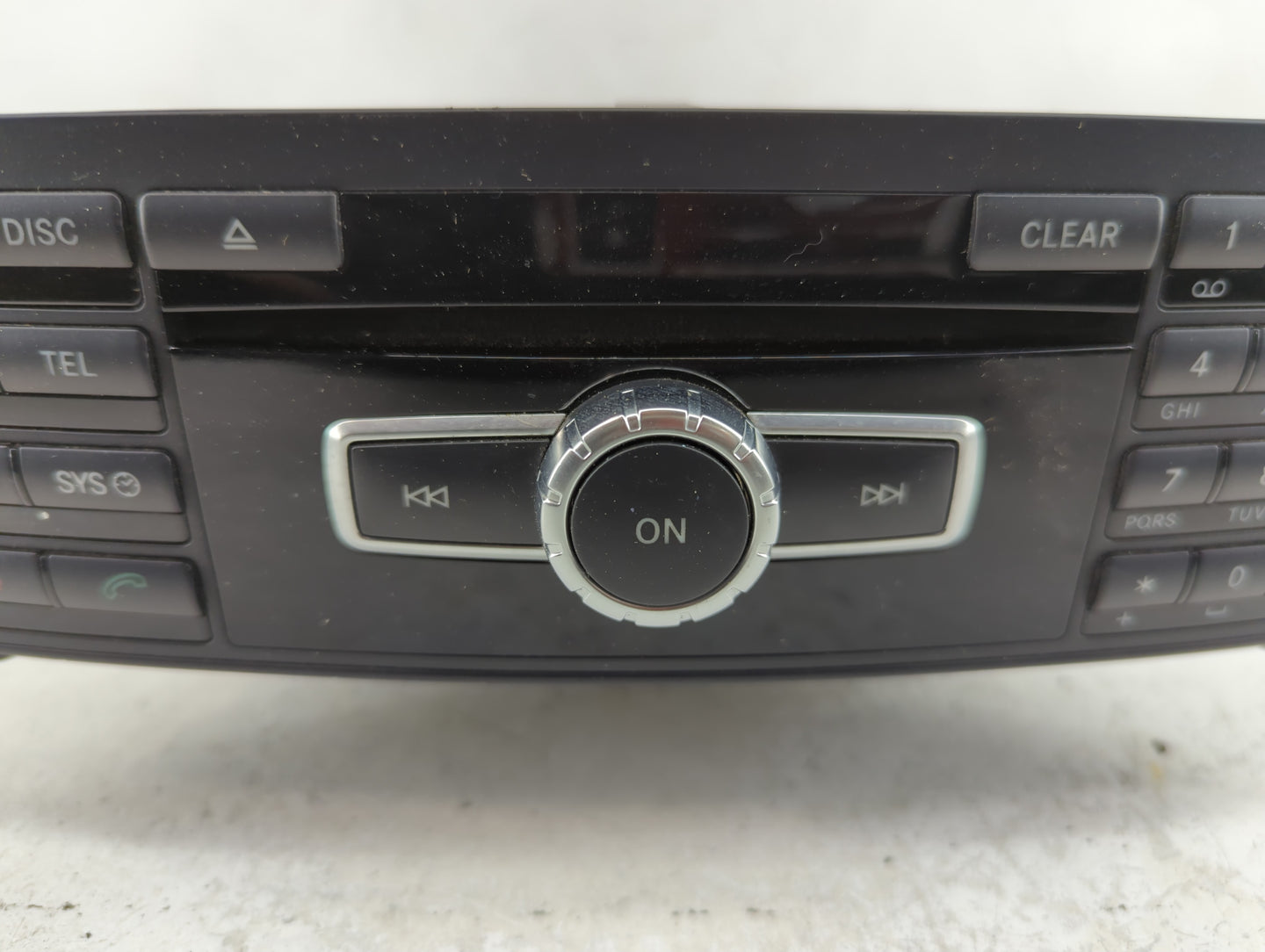 2014 Mercedes-Benz Cla250 Radio AM FM Cd Player Receiver Replacement P/N:2469000612 Fits OEM Used Auto Parts - Oemusedautopa