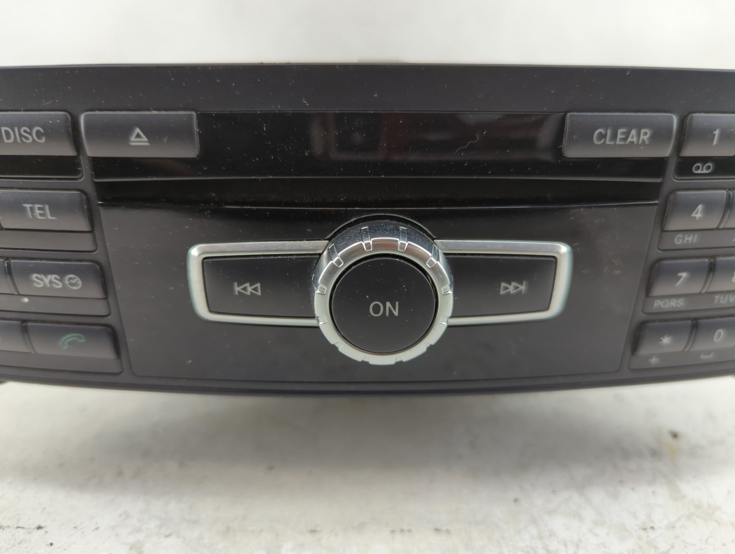 2014 Mercedes-Benz Cla250 Radio AM FM Cd Player Receiver Replacement P/N:2469000612 Fits OEM Used Auto Parts - Oemusedautopa
