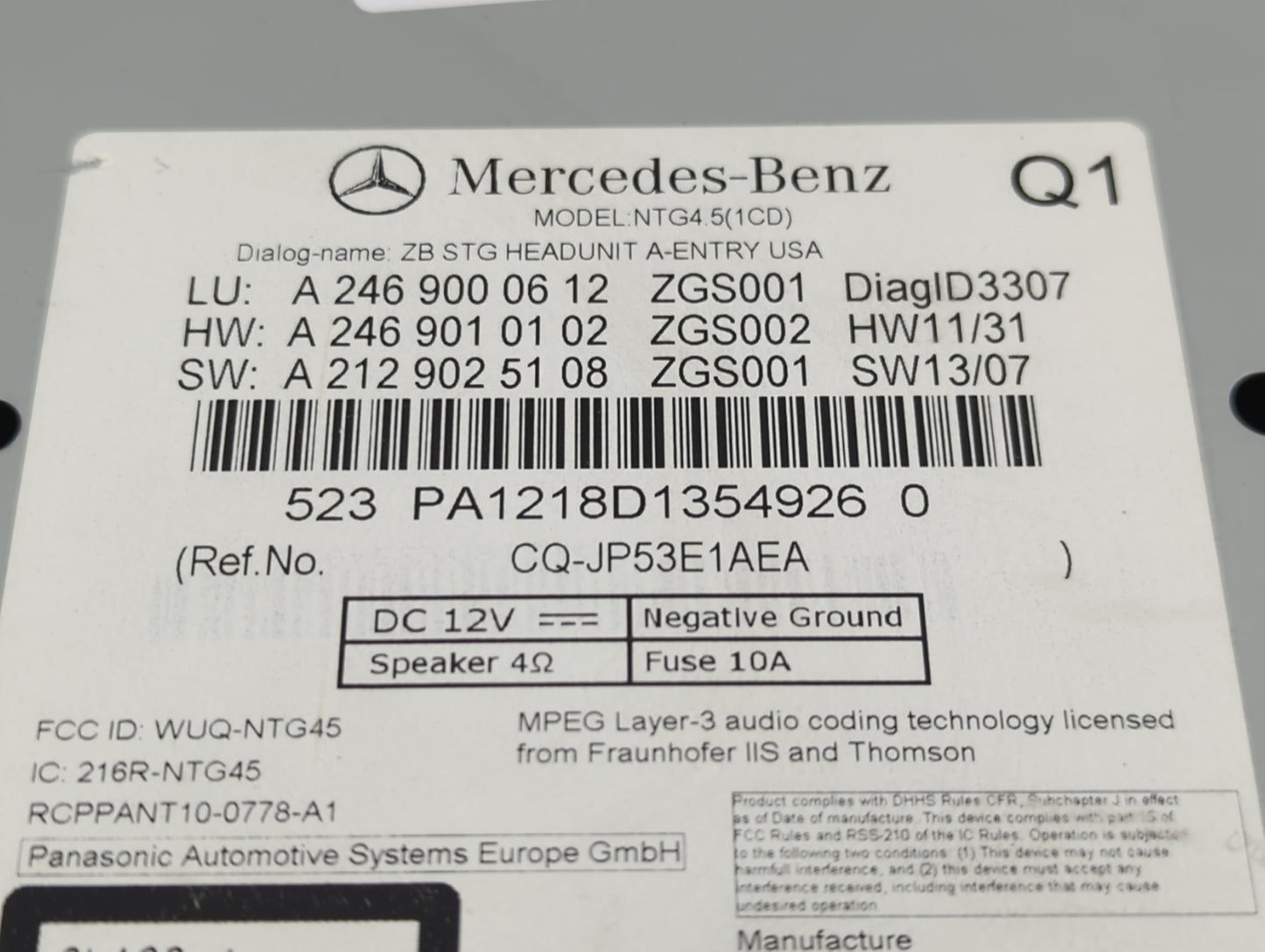 2014 Mercedes-Benz Cla250 Radio AM FM Cd Player Receiver Replacement P/N:2469000612 Fits OEM Used Auto Parts - Oemusedautopa