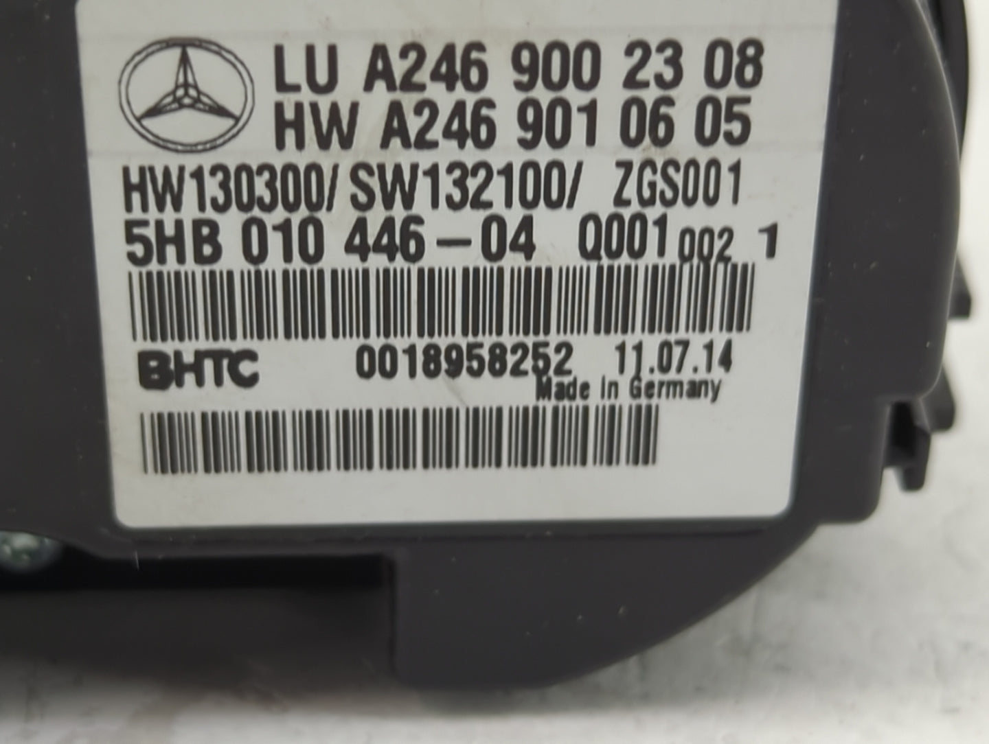 2014 Mercedes-Benz Cla250 Climate Control Module Temperature AC/Heater Replacement P/N:A2469010605 Fits OEM Used Auto Parts 