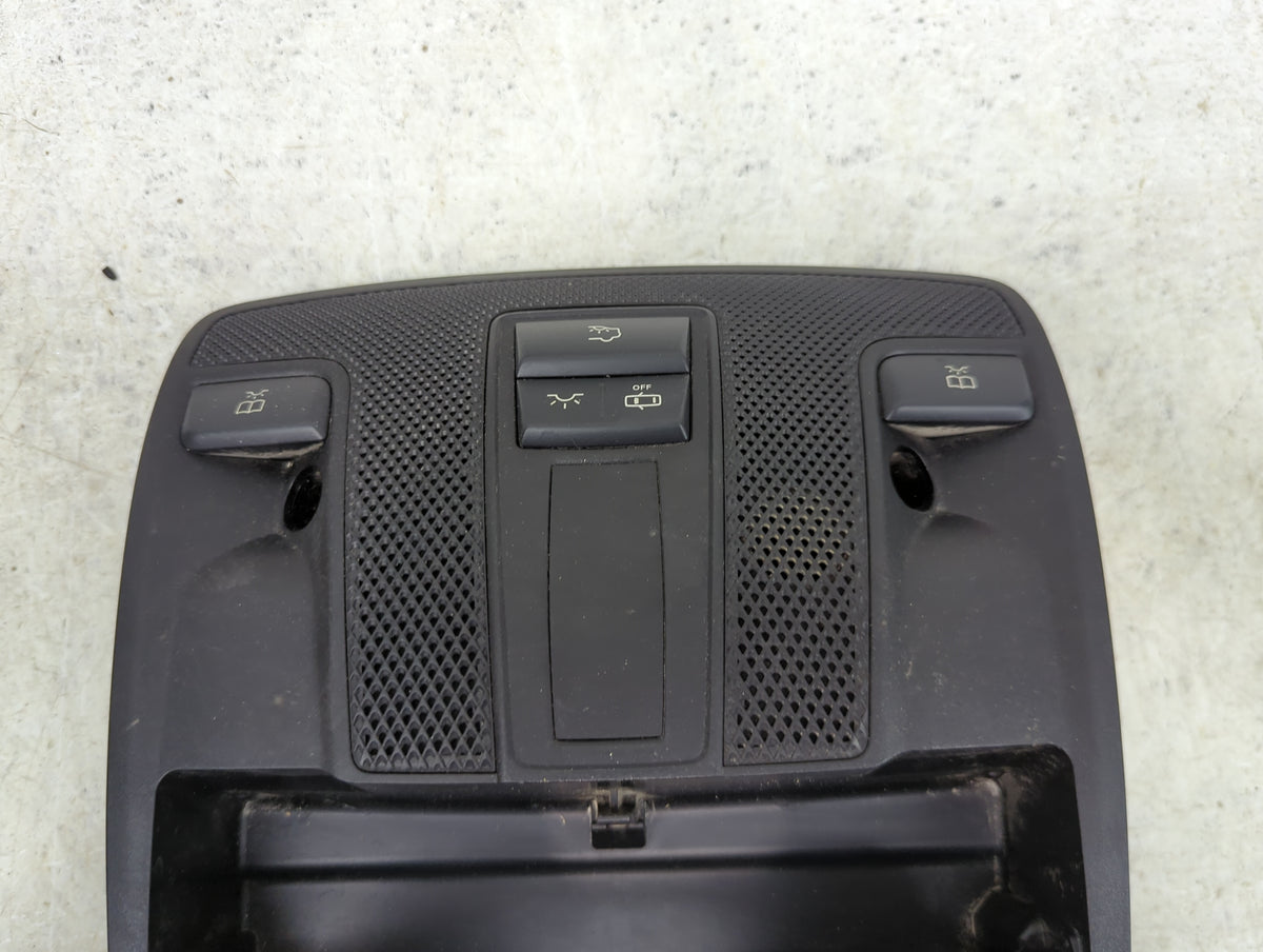 2014-2015 Mercedes-benz Cla250 Overhead Roof Console - Oemusedautoparts1.com