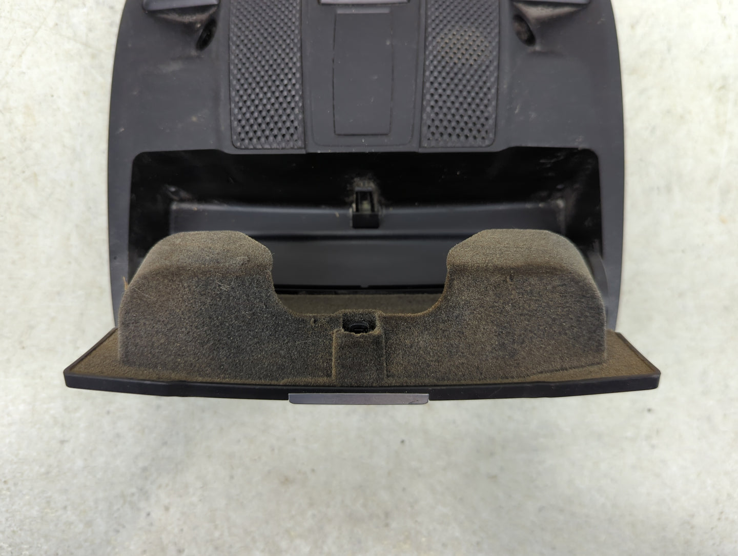 2014 Mercedes-benz Cla250 Overhead Roof Console - Oemusedautoparts1.com