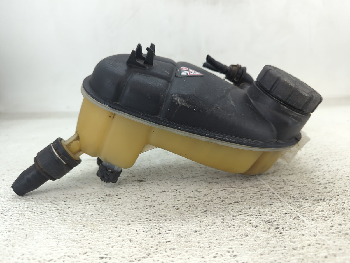 2014 Cla250 Radiator Coolant Overflow Expansion Tank Bottle - Oemusedautoparts1.com