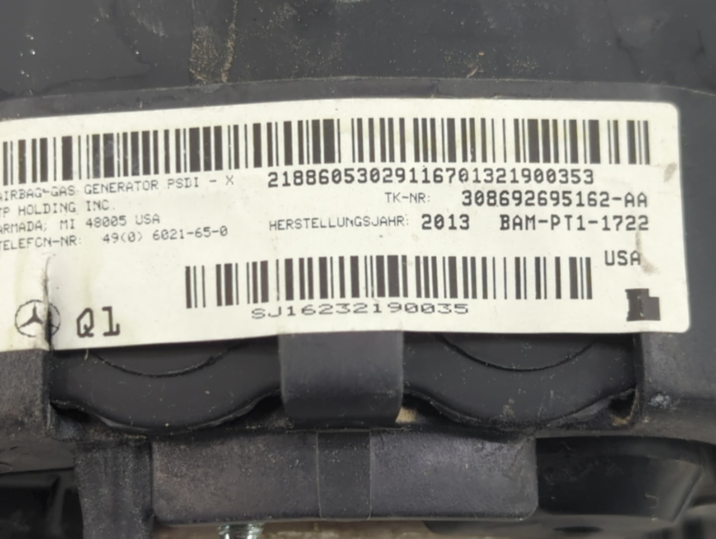 2014 Mercedes-Benz Cla250 Air Bag Driver Left Steering Wheel Mounted P/N:30669541AB 308692695162-AA, L1TB13192551T Fits OEM 