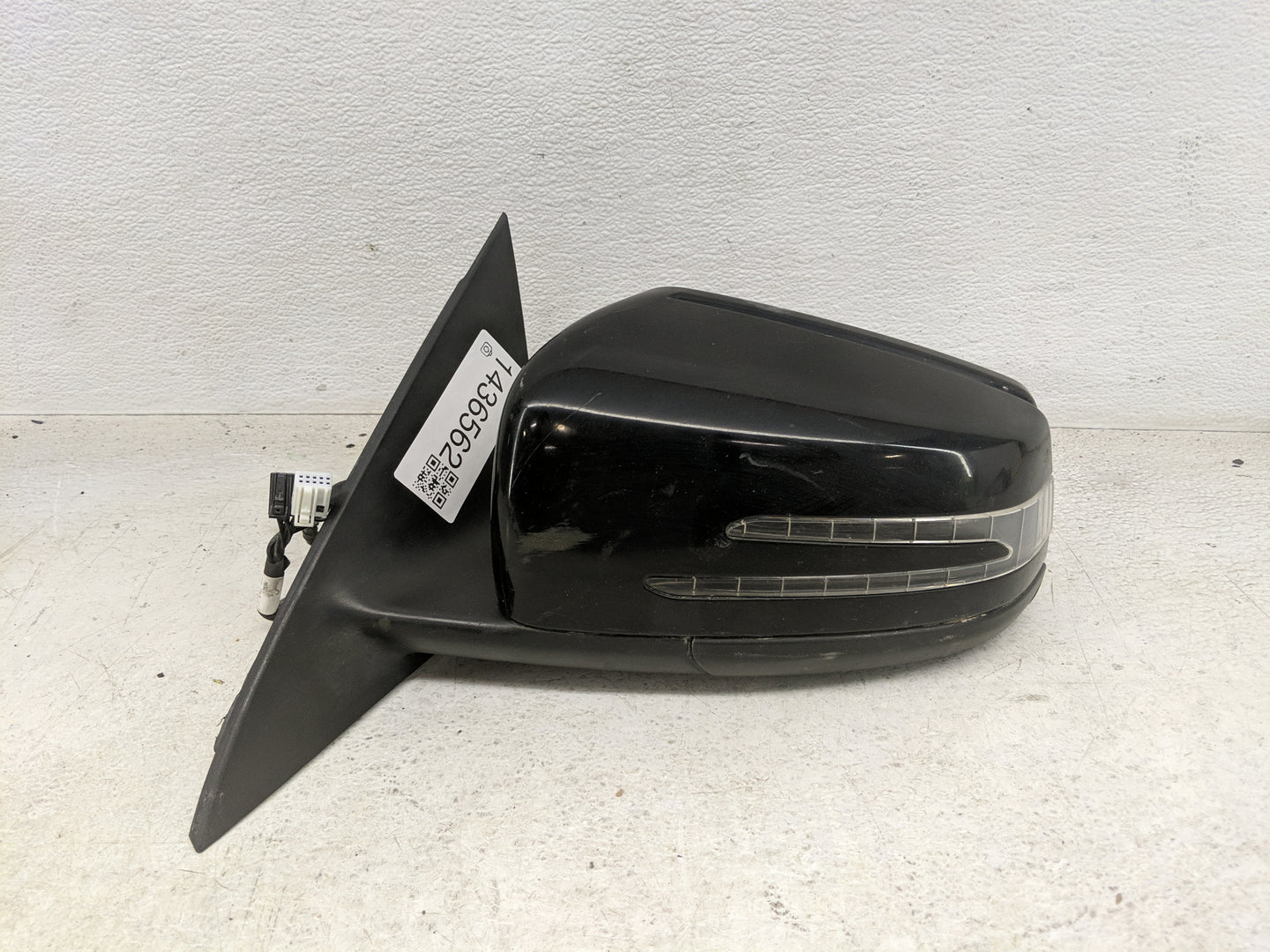 2014-2016 Mercedes-Benz Cla250 Driver Side View Mirror - Left Door Mirror OEM Used - Oemusedautoparts1.com