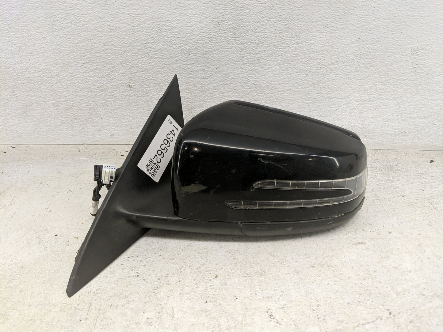 2014-2016 Mercedes-Benz Cla250 Driver Side View Mirror - Left Door Mirror OEM Used - Oemusedautoparts1.com