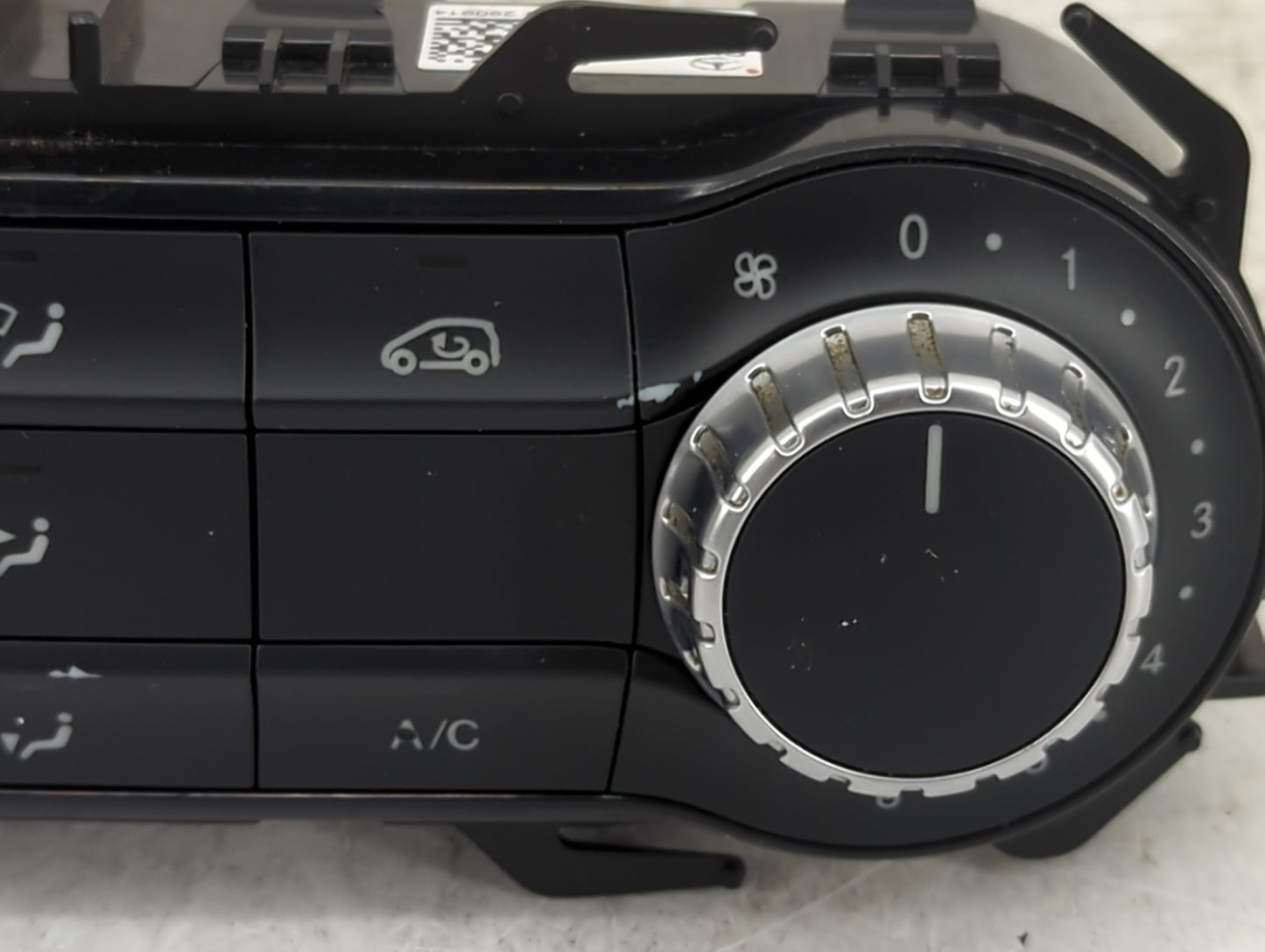 2014-2015 Mercedes-Benz Cla250 Climate Control Module Temperature AC/Heater Replacement Fits Fits 2014 2015 OEM Used Auto Pa